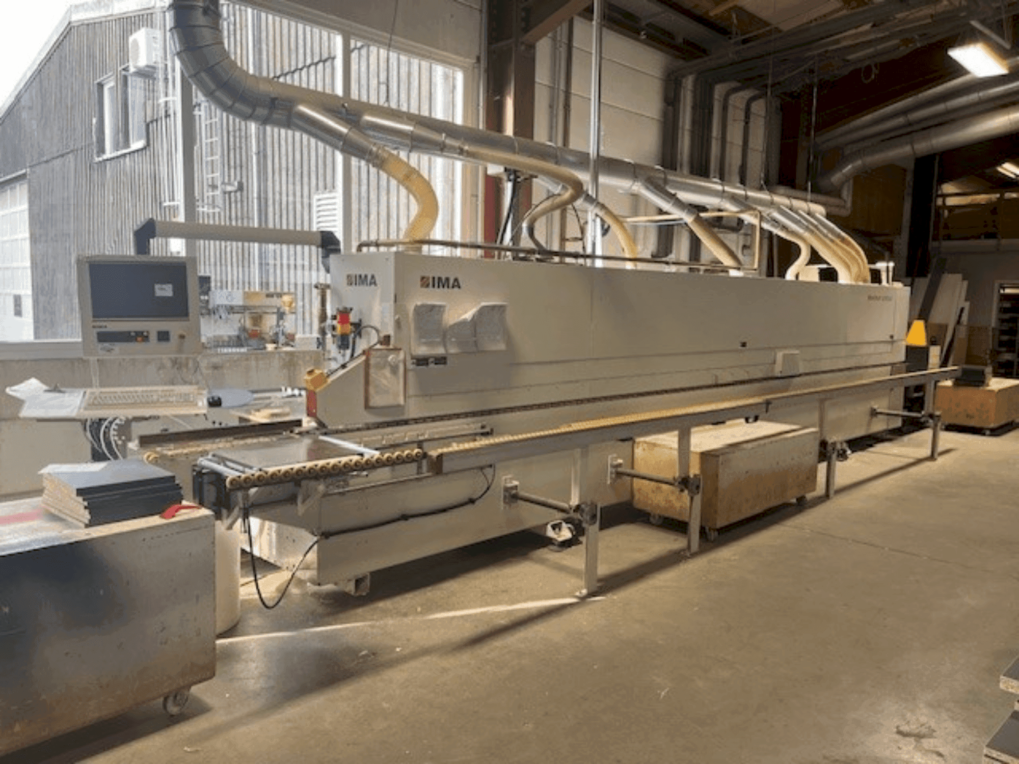 Front view of IMA Novimat/Contour/I/G80/700/R3+  machine