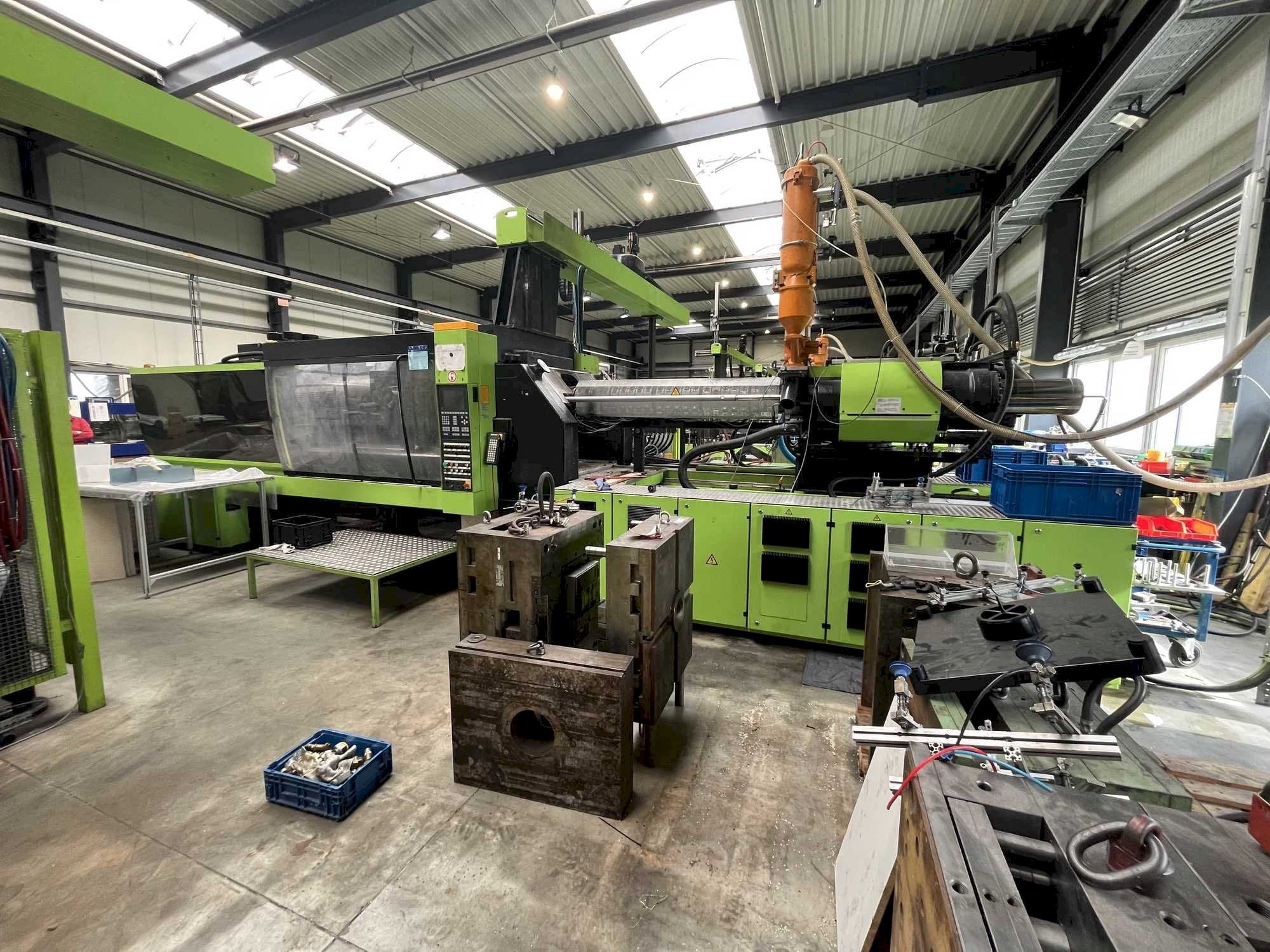 Front view of Engel ES 5550/600 HL-V  machine