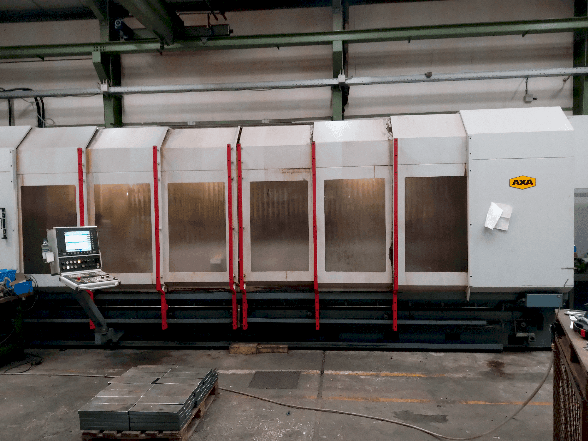 Front view of AXA VHC-2-5000-XTS-50  machine