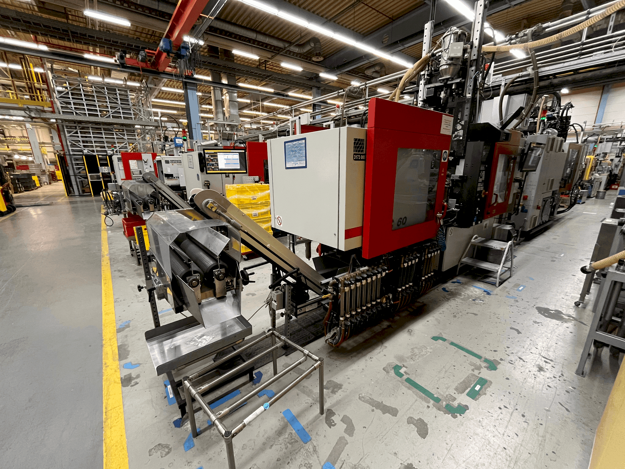 Front view of FERROMATIK K-TEC 60 S  machine