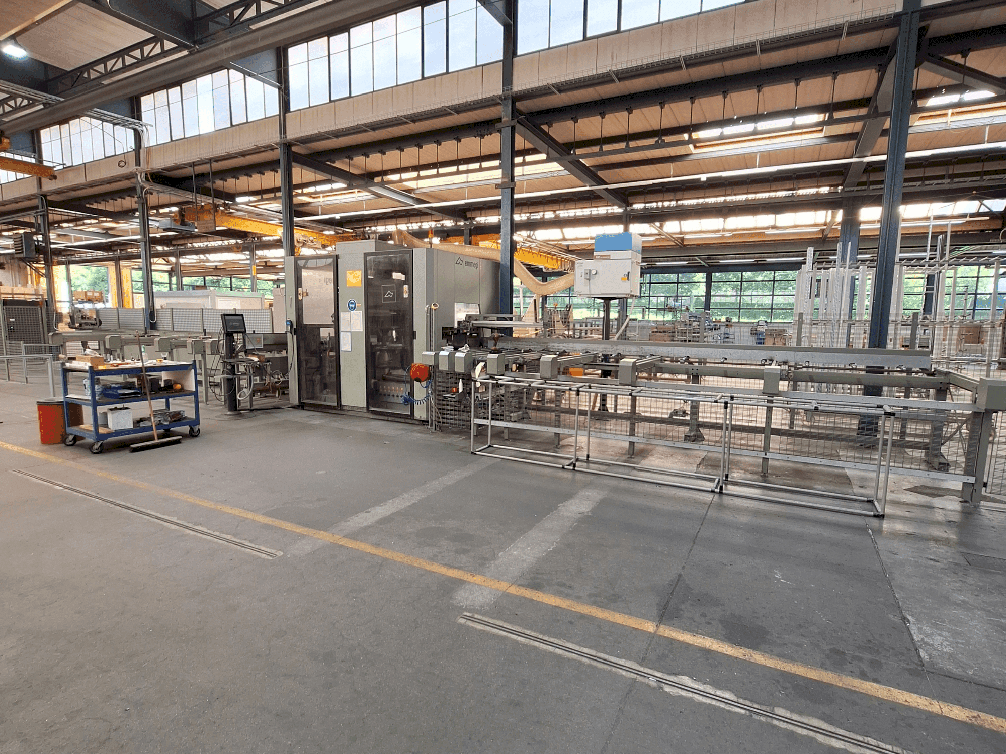 Front view of Emmegi Quadra L1  machine