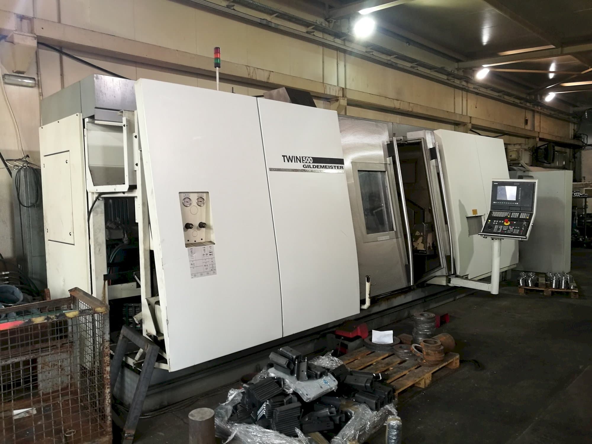 Front view of Gildemeister TWIN 500  machine