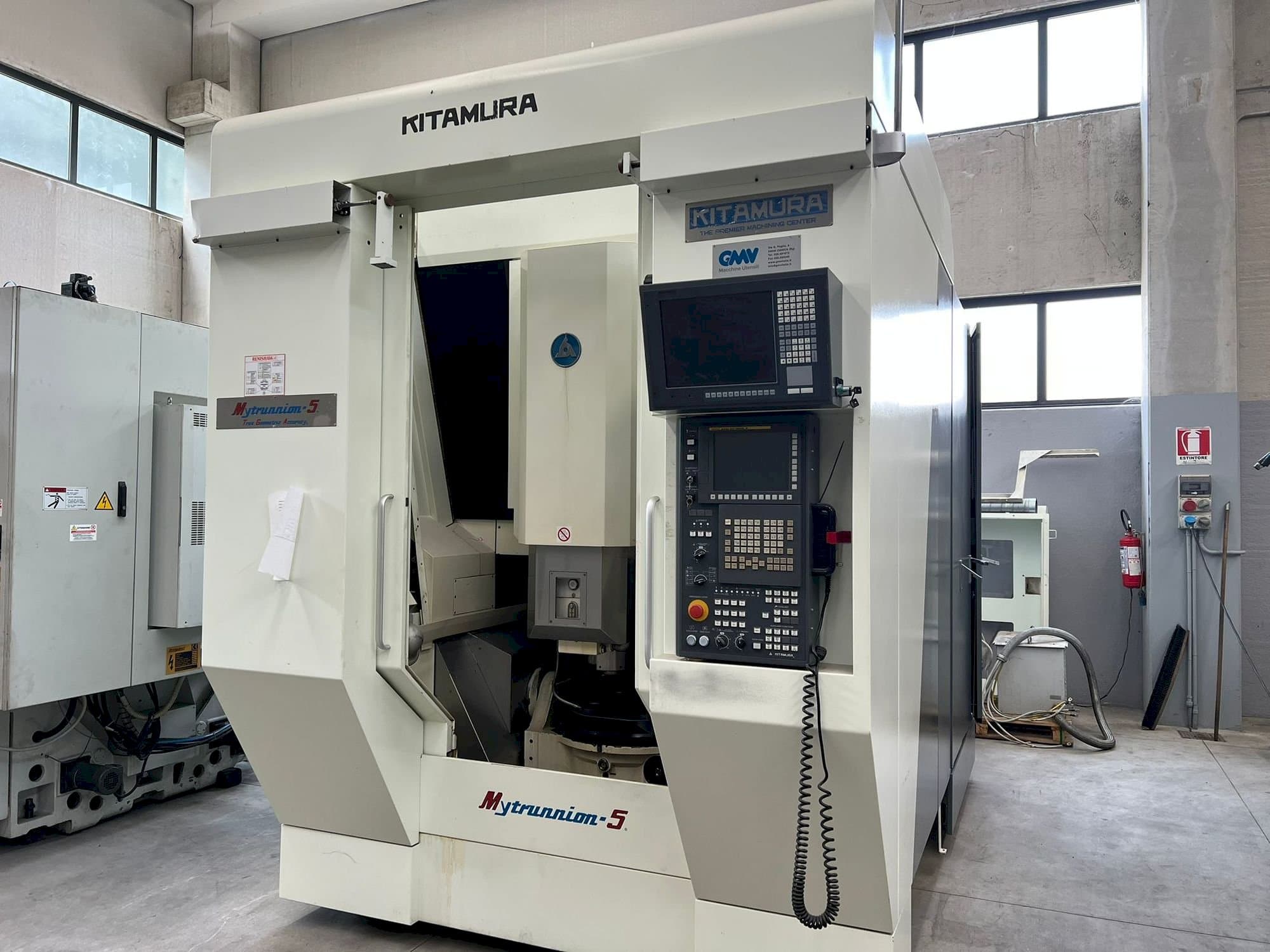 Front view of Kitamura Mytrunnion 5  machine