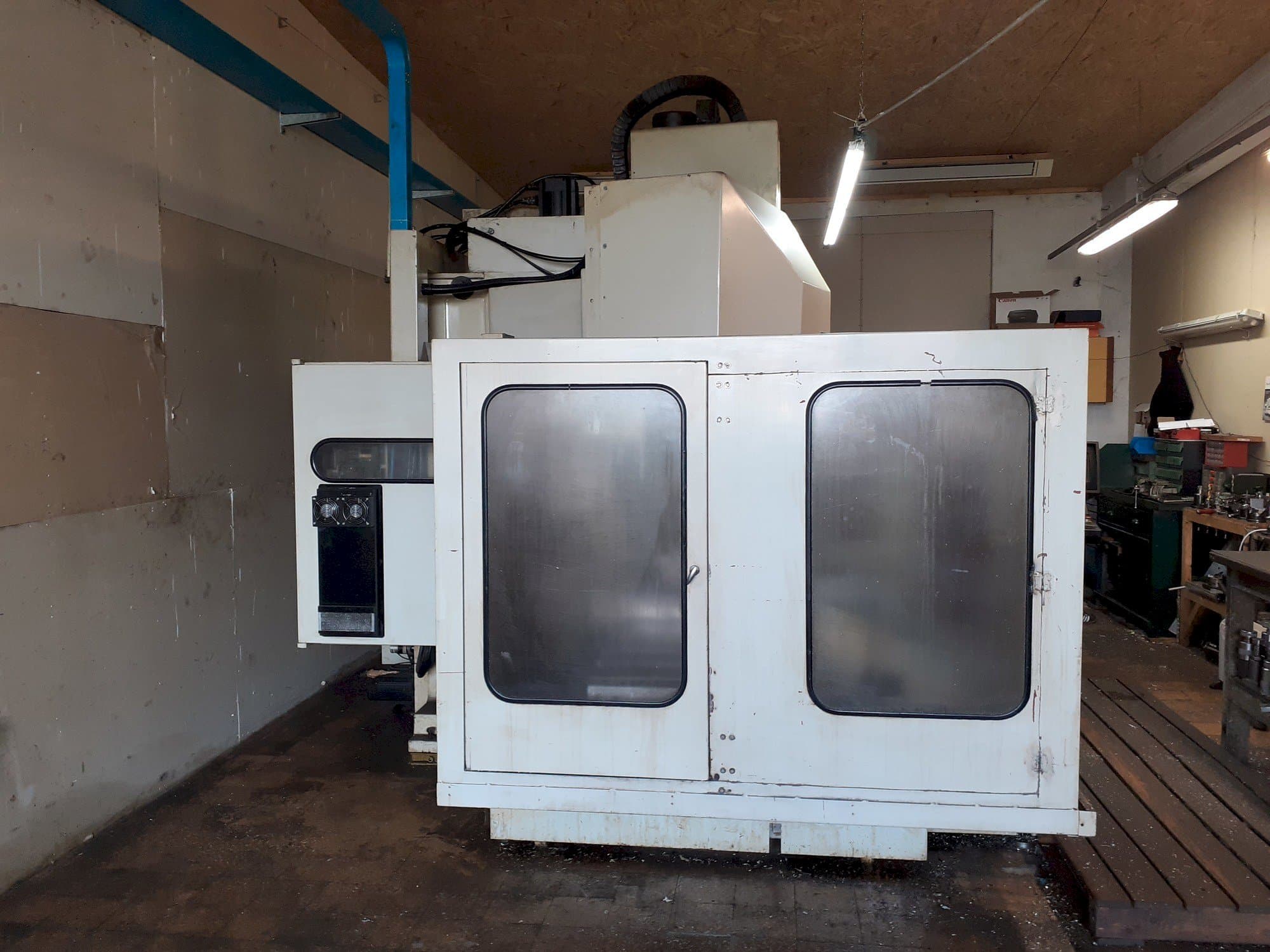 Front view of Hurco BMC 50-P  machine