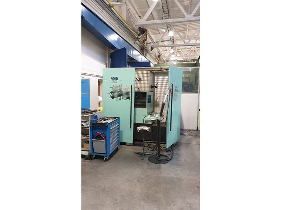 Front view of AGIE Agiecut Classic 3  machine