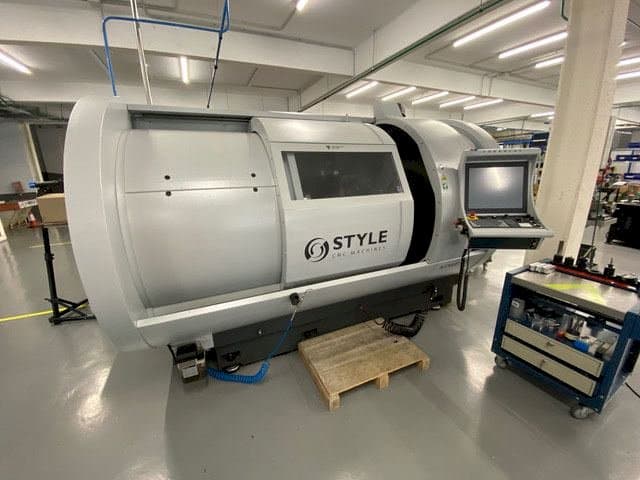 Front view of Sturtz 750 (900 dbc)  machine