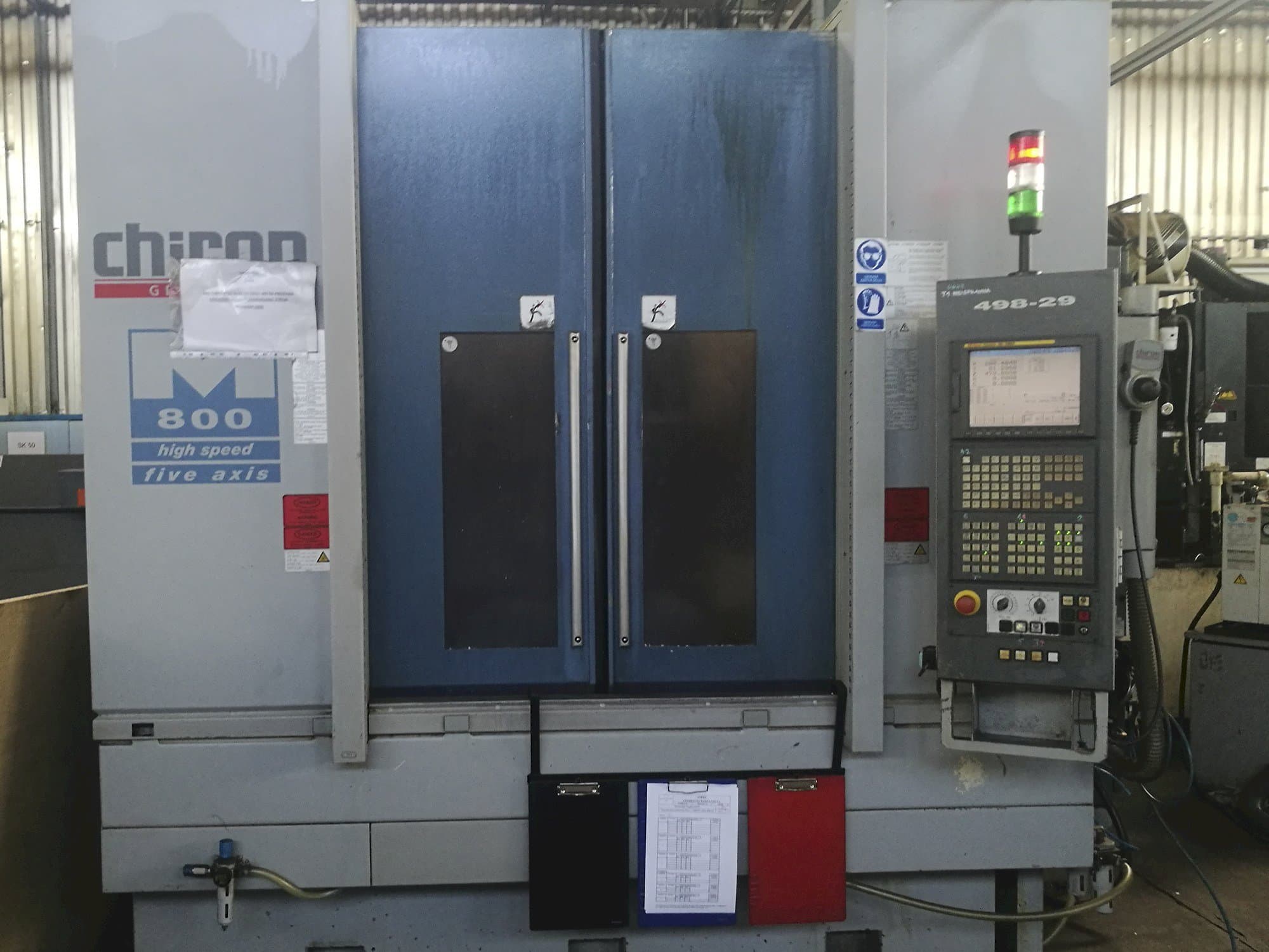 Front view of CHIRON MILL 800 Machine