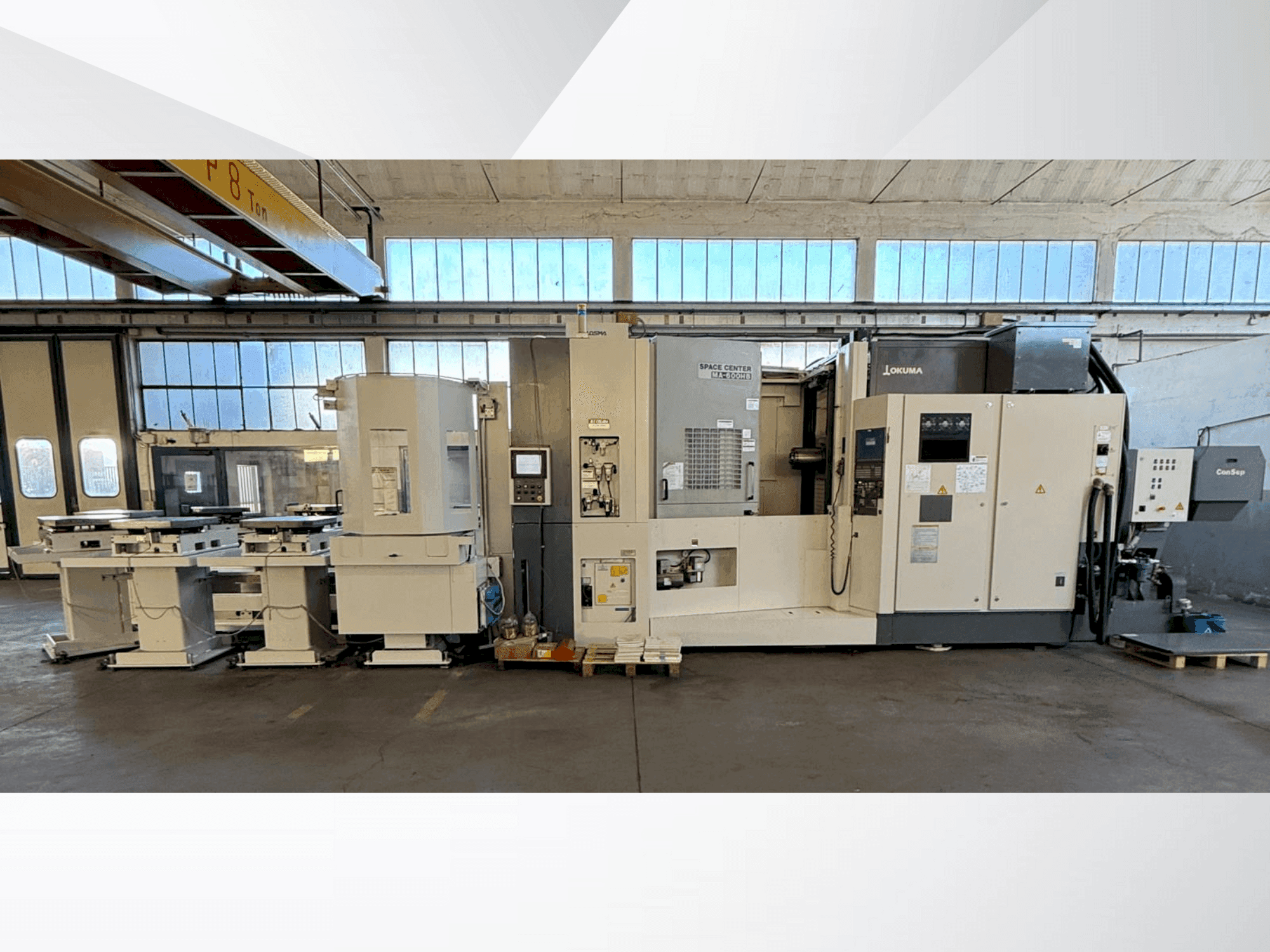 Front view of Okuma SPACE CENTER MA-600HB  machine