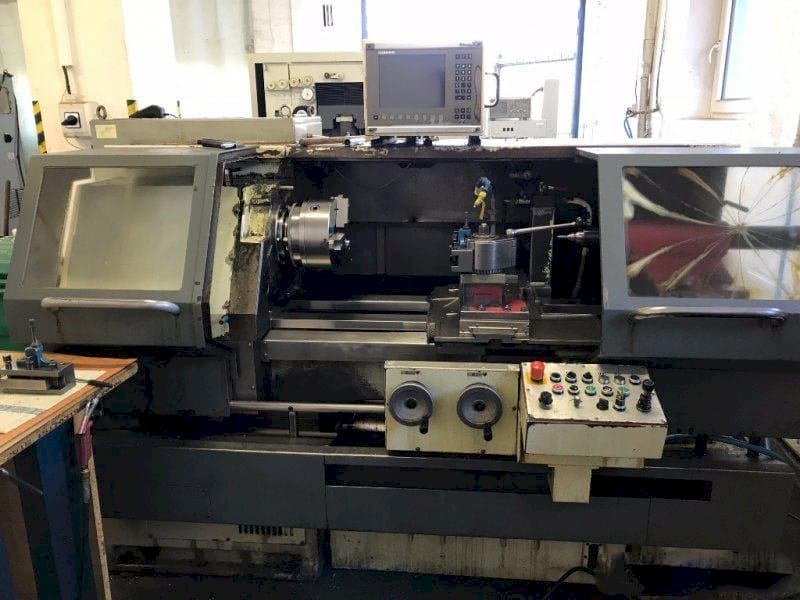 Front view of KOVOSVIT MAS Masturn MT 50/800  machine