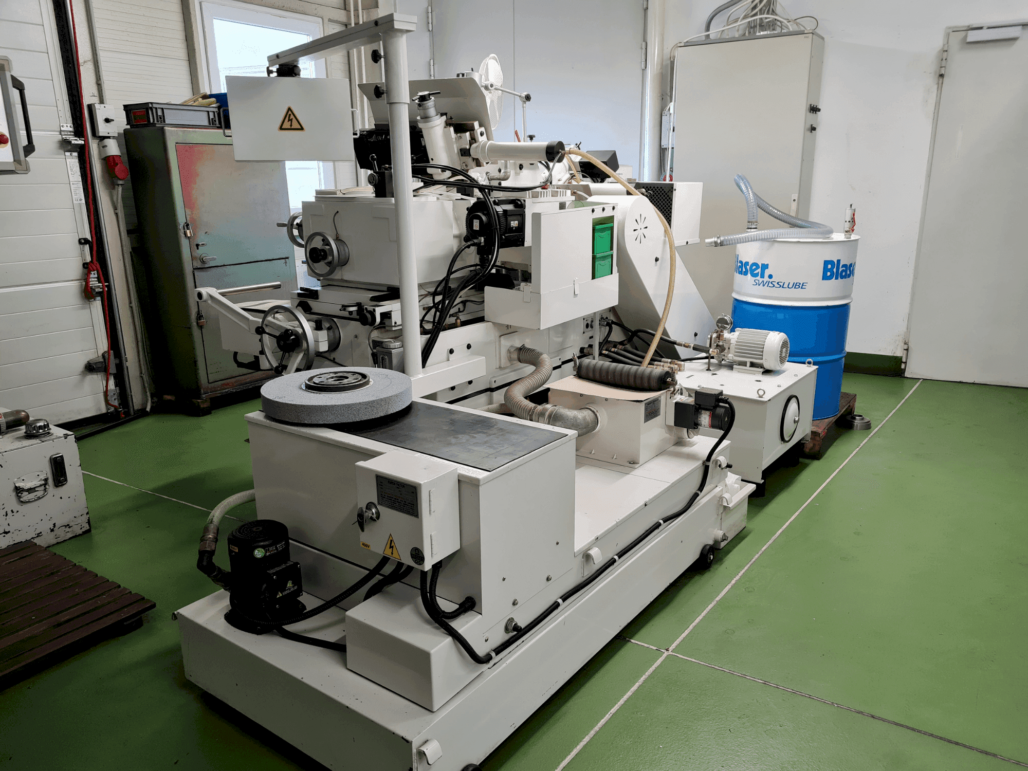 Front view of Pinnacle PC20NC  machine