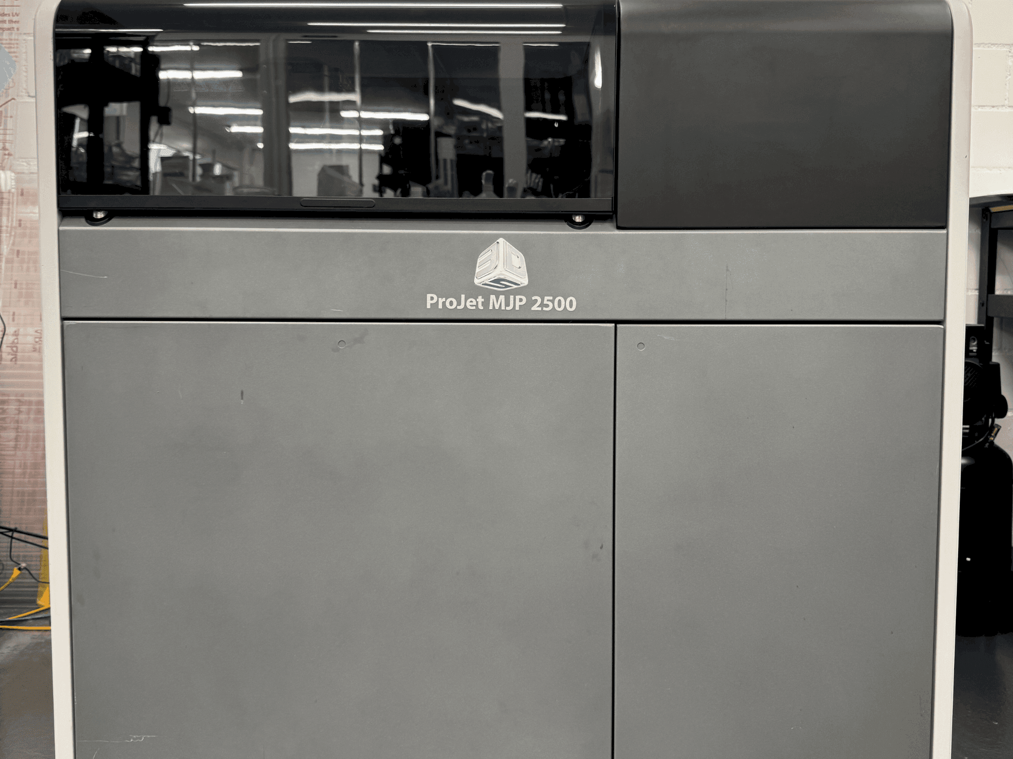 Front view of STEINER Projet MJP 2500 Plus  machine