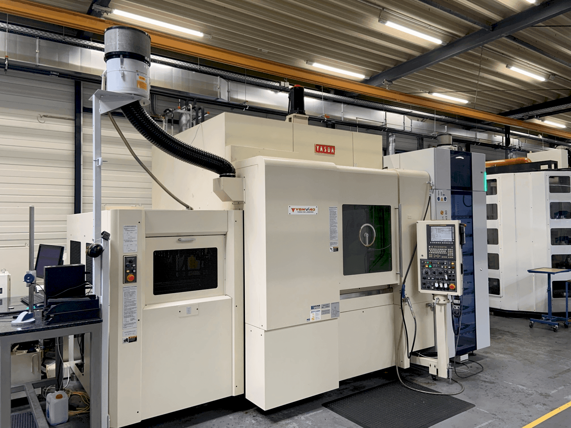 Front view of YASDA YBM Vi40  machine