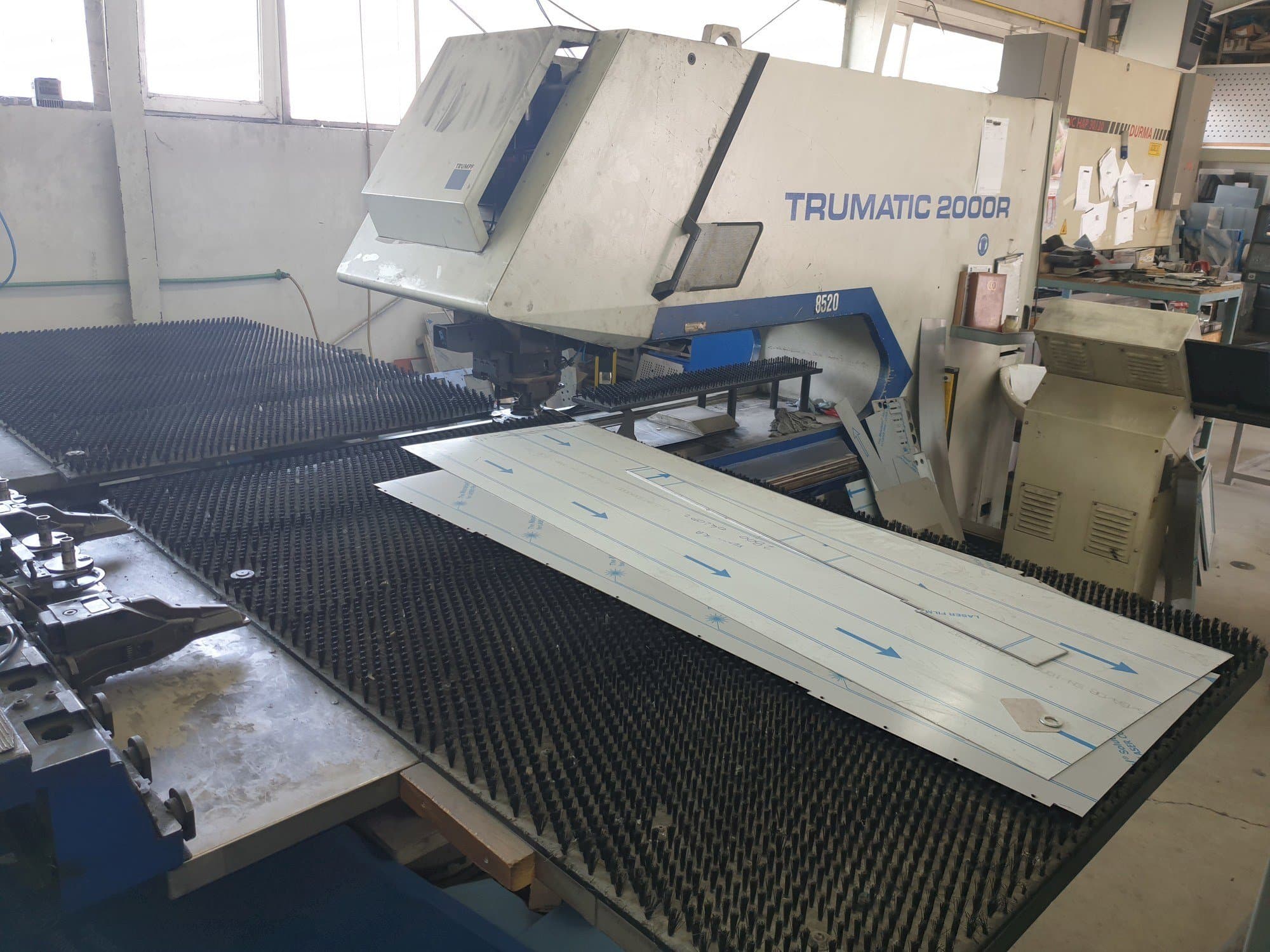 Front view of Trumpf Trumatic 2000R  machine