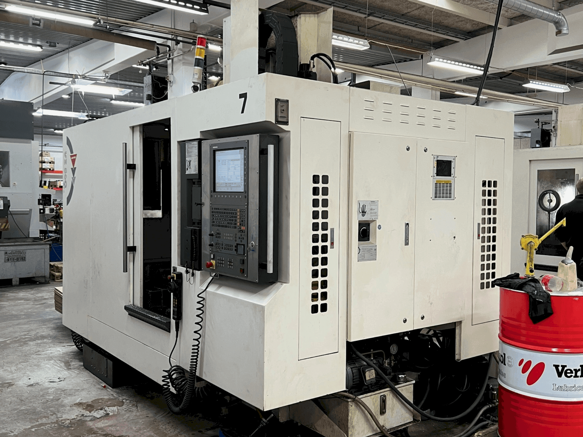 Front view of WEMAS VZ 860 APC  machine