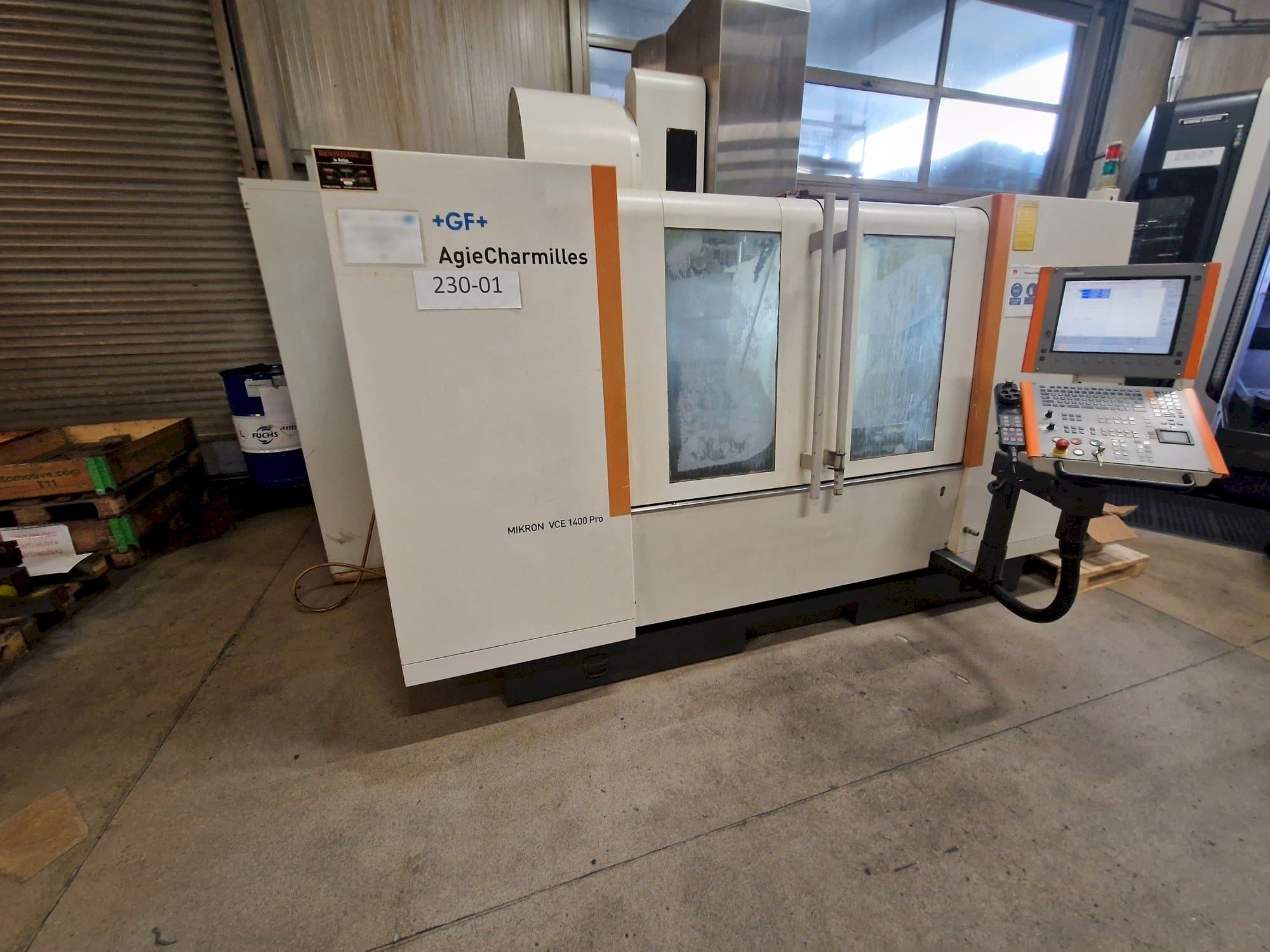 Left side view of AgieCharmilles MIKRON VCE 1400 PRO  machine