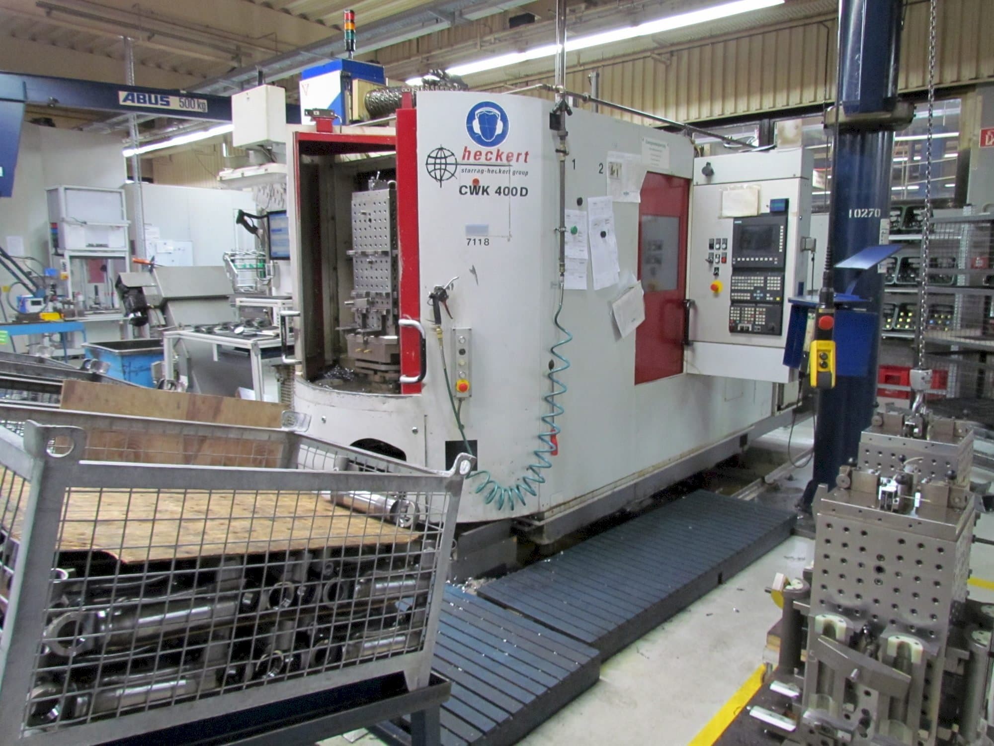 Front view of Heckert CWK 400 D  machine