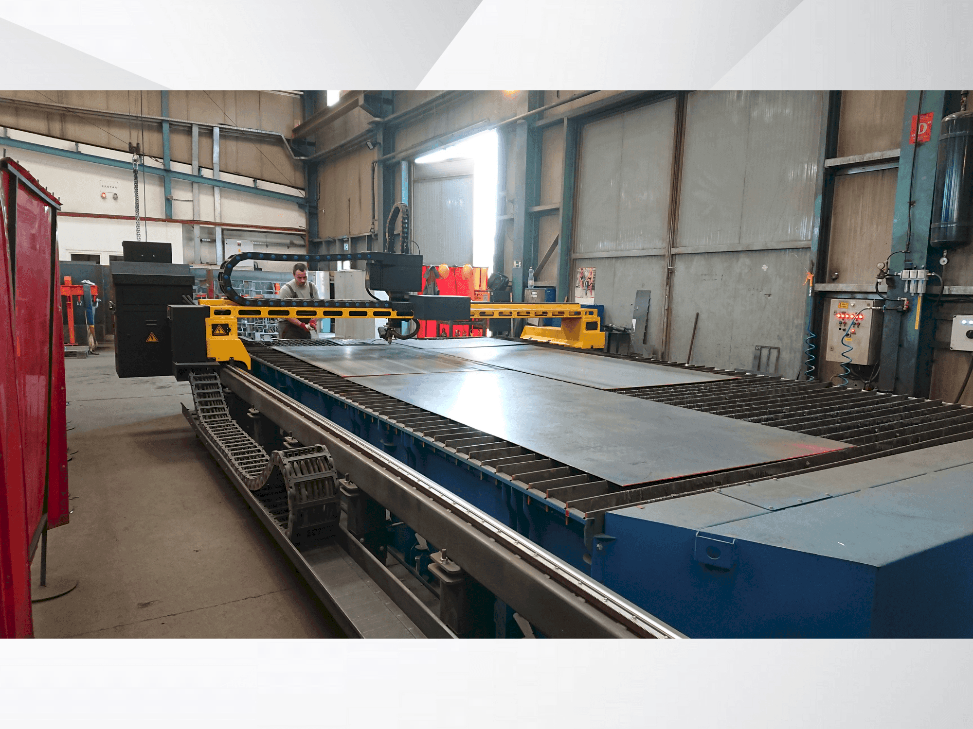 Front view of AJAN PP 260 A-5T  machine