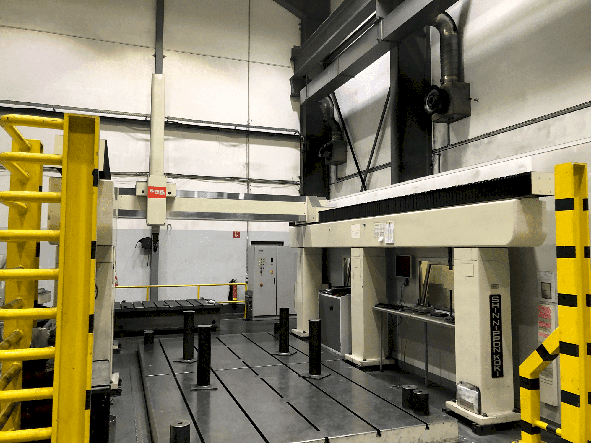 Front view of SHIN NIPPON KOKI MM 2500-5012  machine