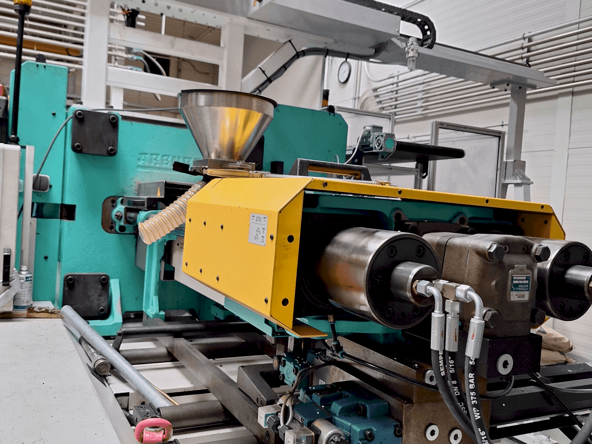 Front view of Arburg 630 S 2500-675  machine