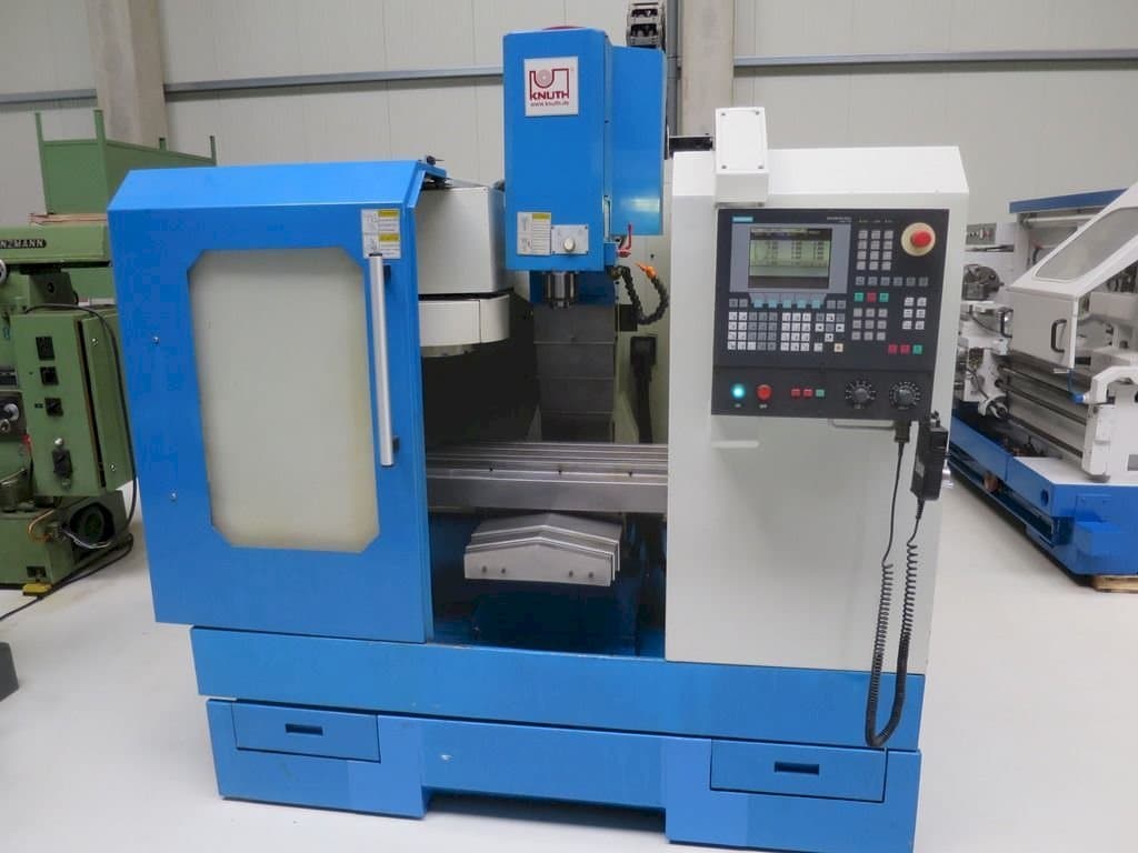 Front view of KNUTH EcoMill 350  machine