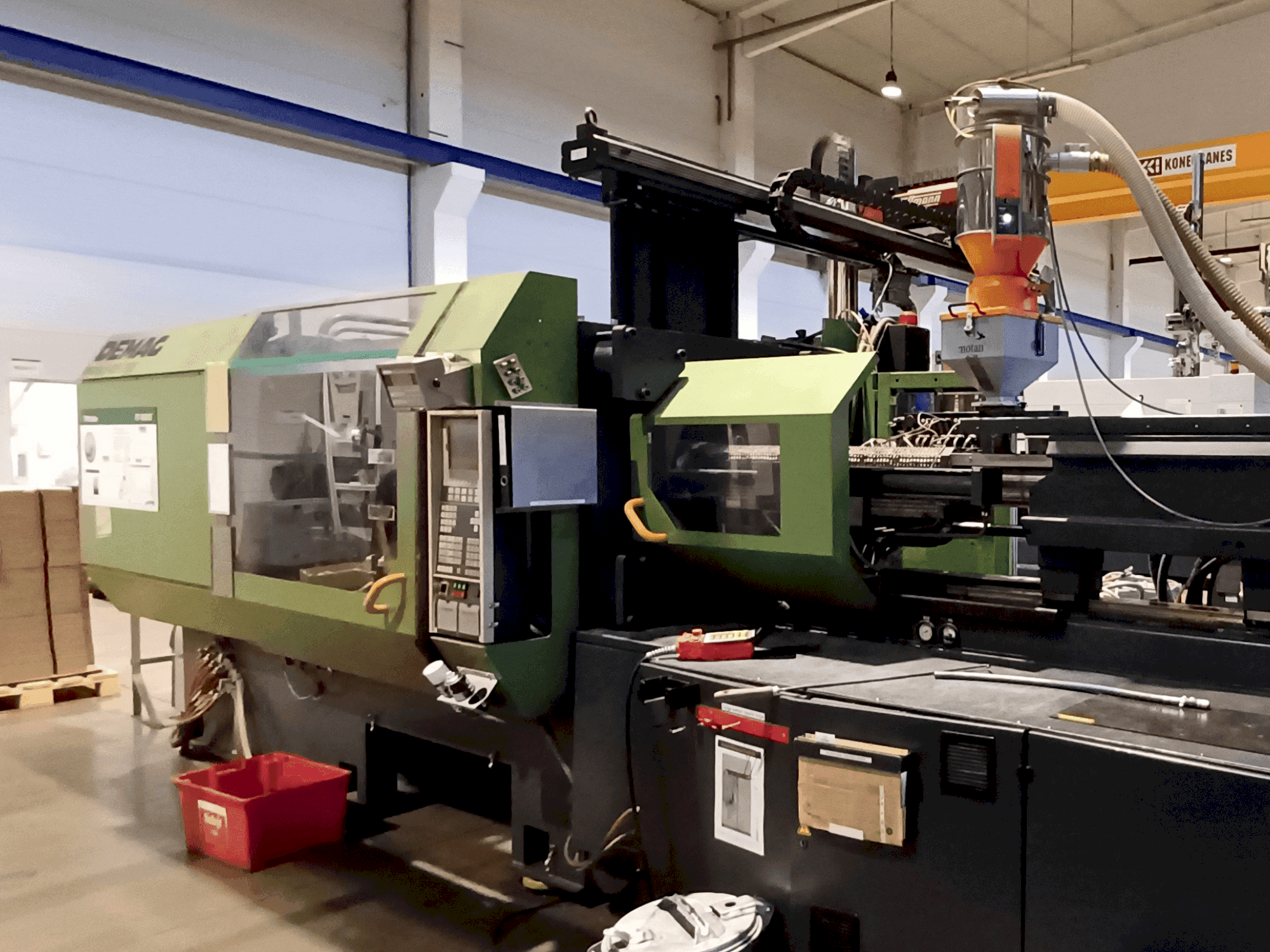 Front view of DEMAG ERGOTECH 4200-2300  machine