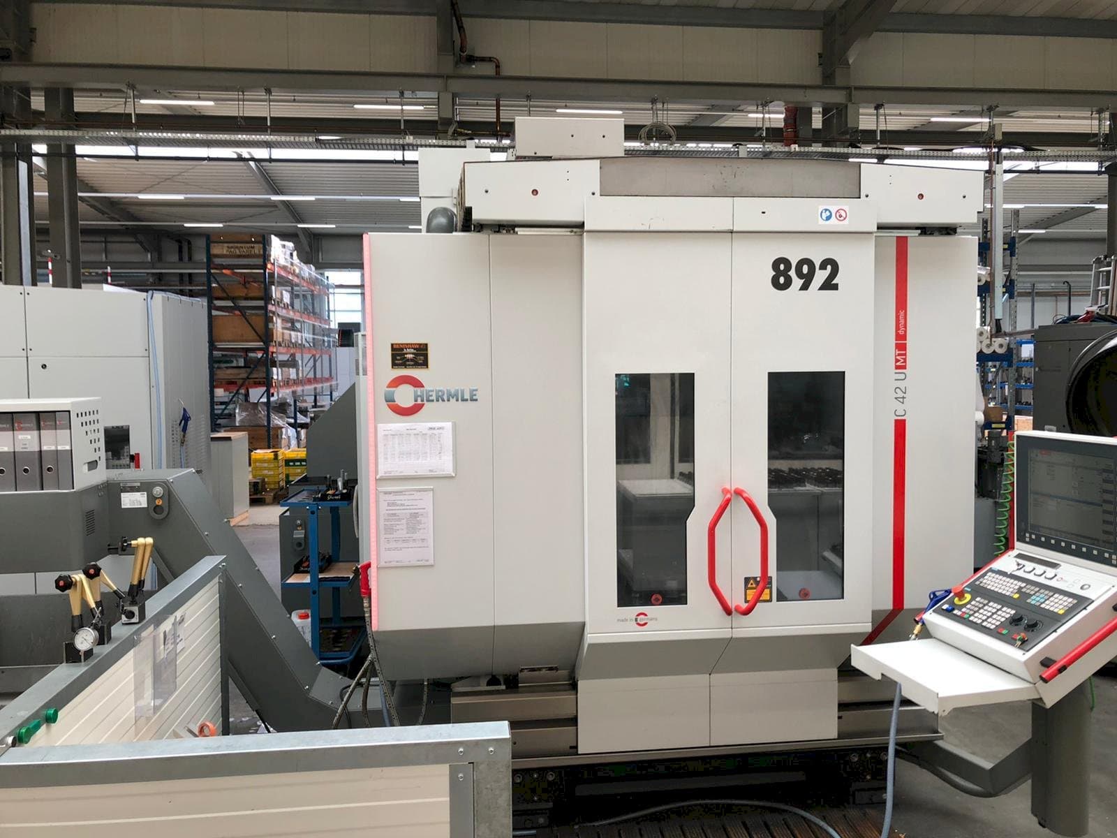 Front view of HERMLE C42U MT  machine