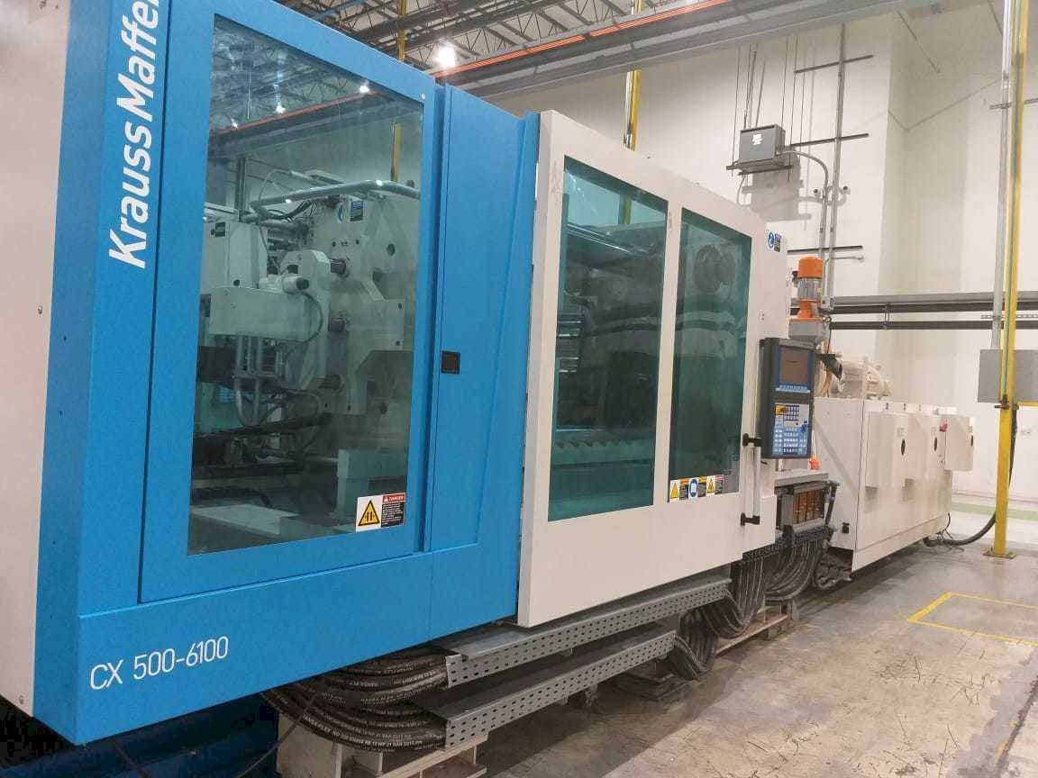 Front view of Krauss Maffei 500-6100 CX  machine