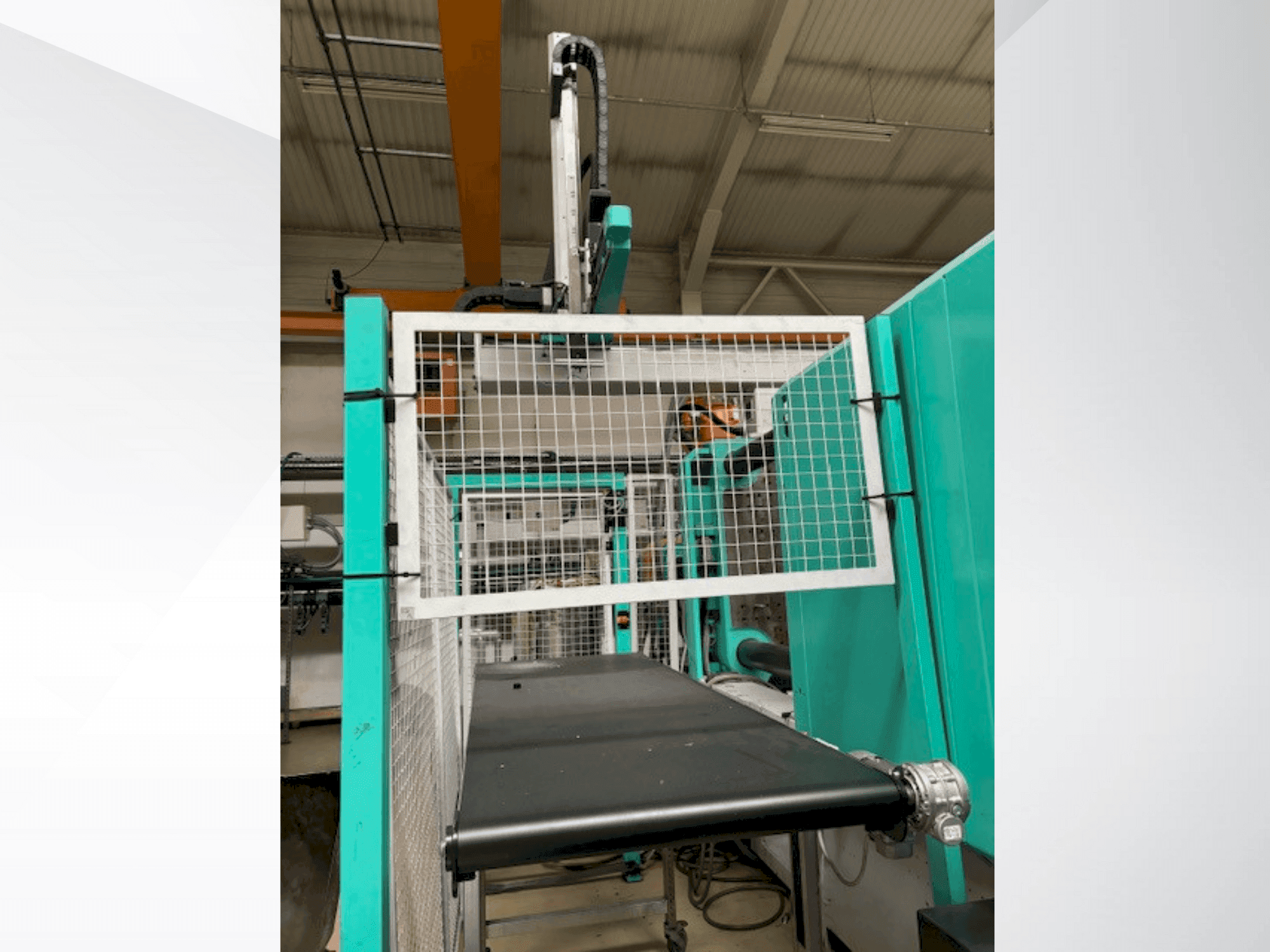 Front view of Arburg Allrounder 920S 4600-2100  machine