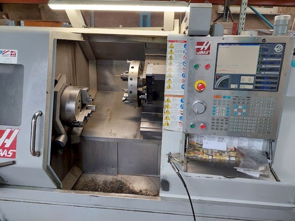 Front view of HAAS SL-30TBHE  machine