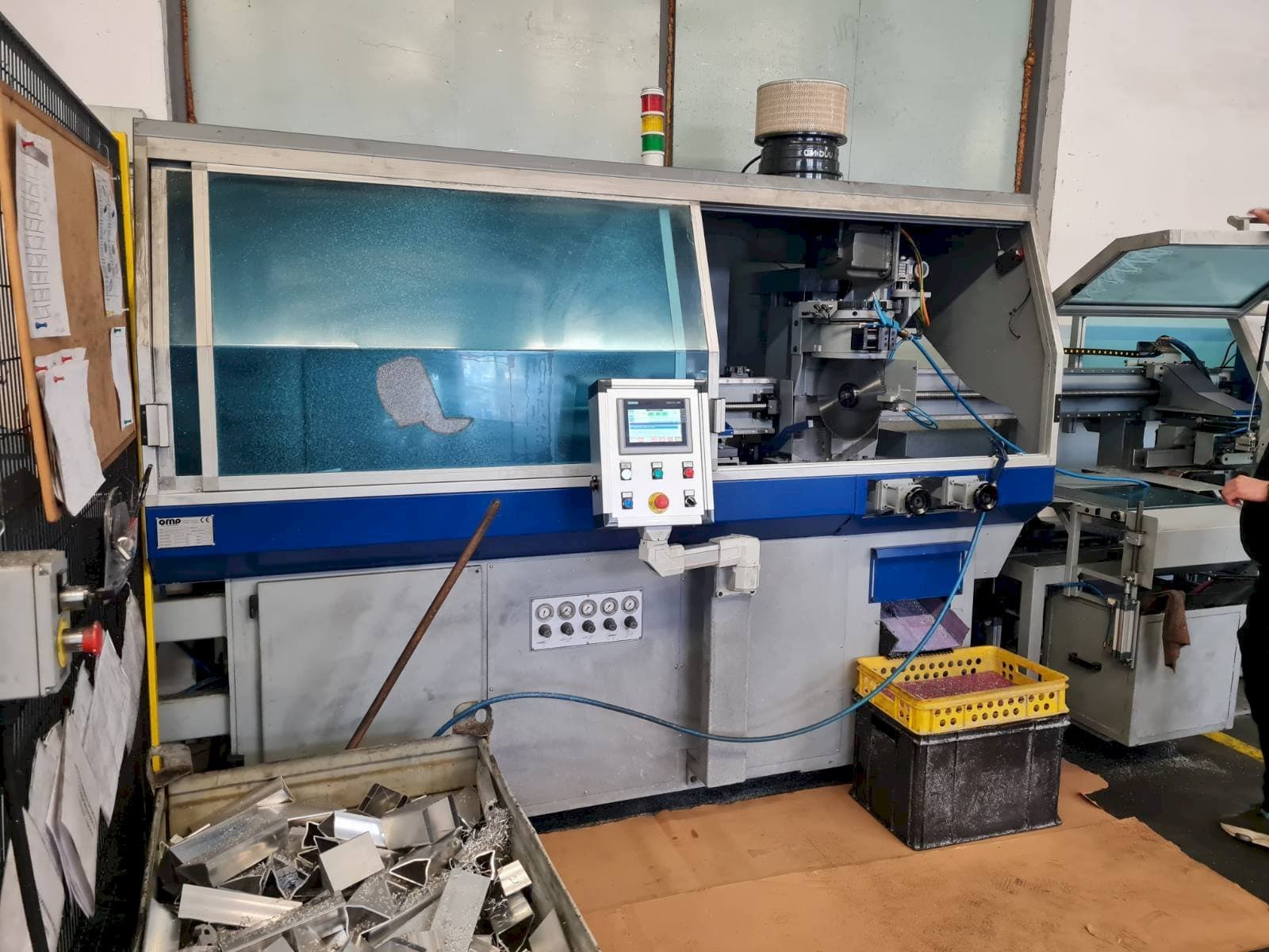 Front view of OMP EURO 400 CMCNPRL  machine