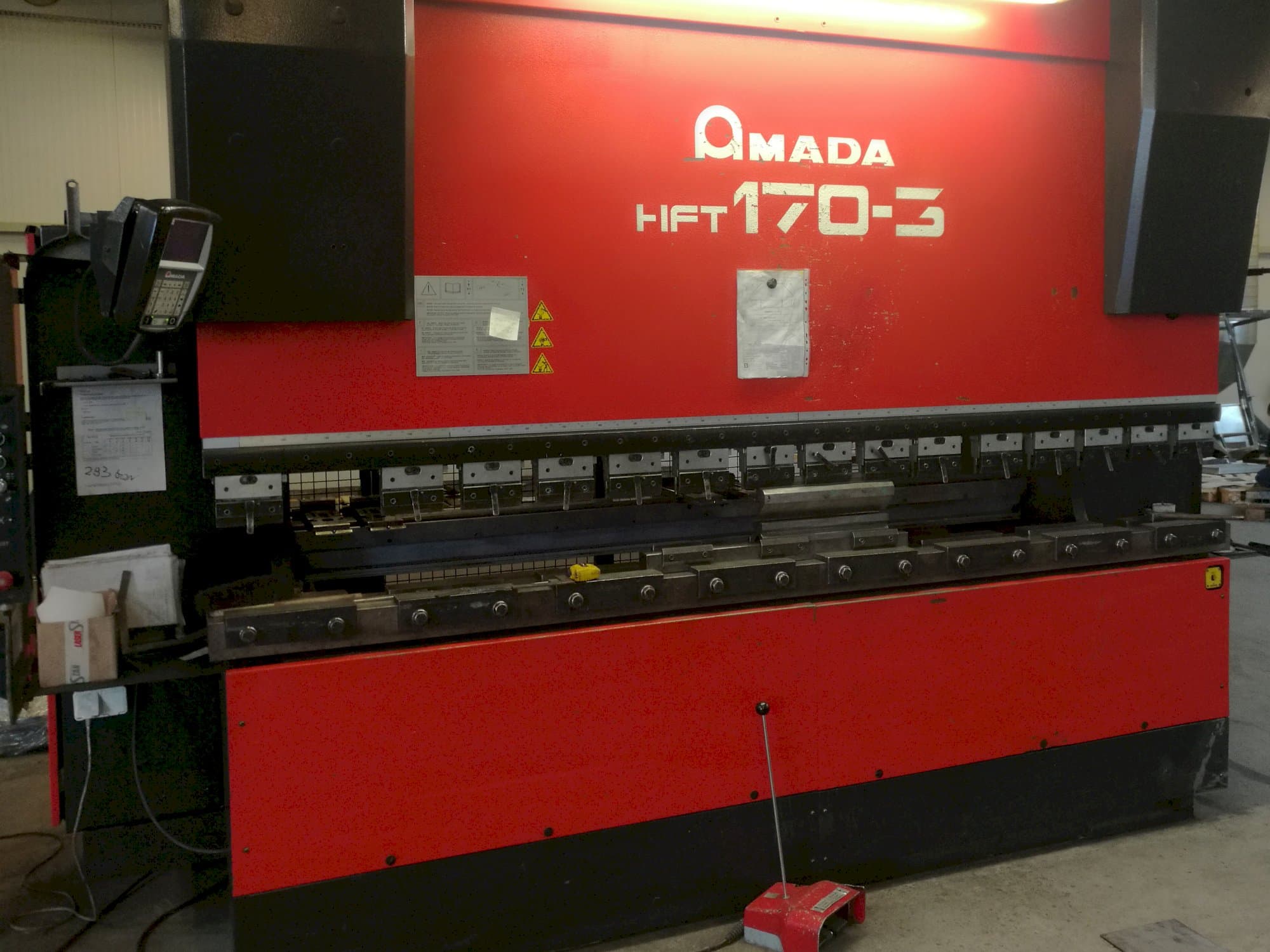Front view of AMADA HFT 170-3 Machine