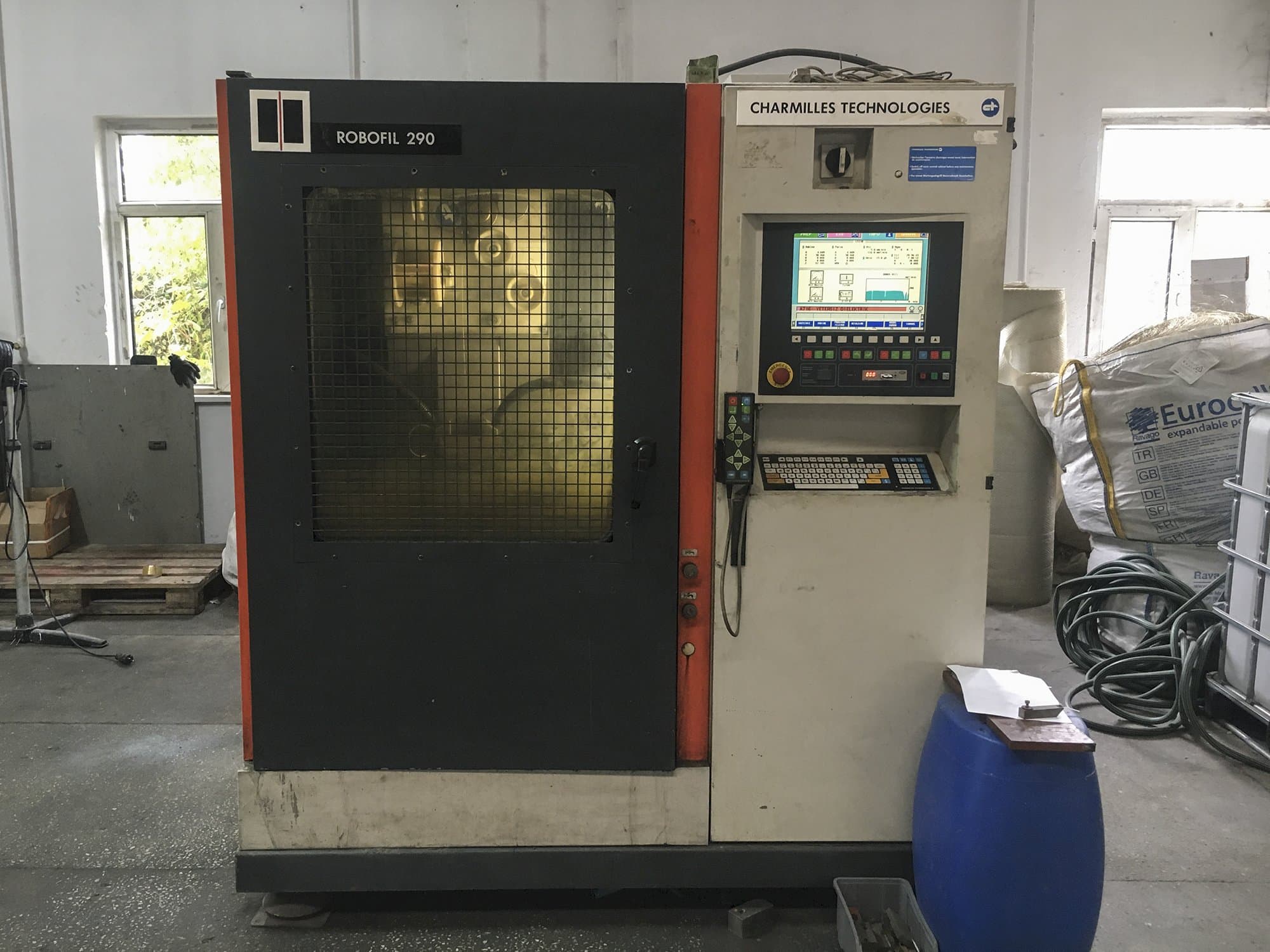 Front view of CHARMILLES ROBOFIL 290 Machine