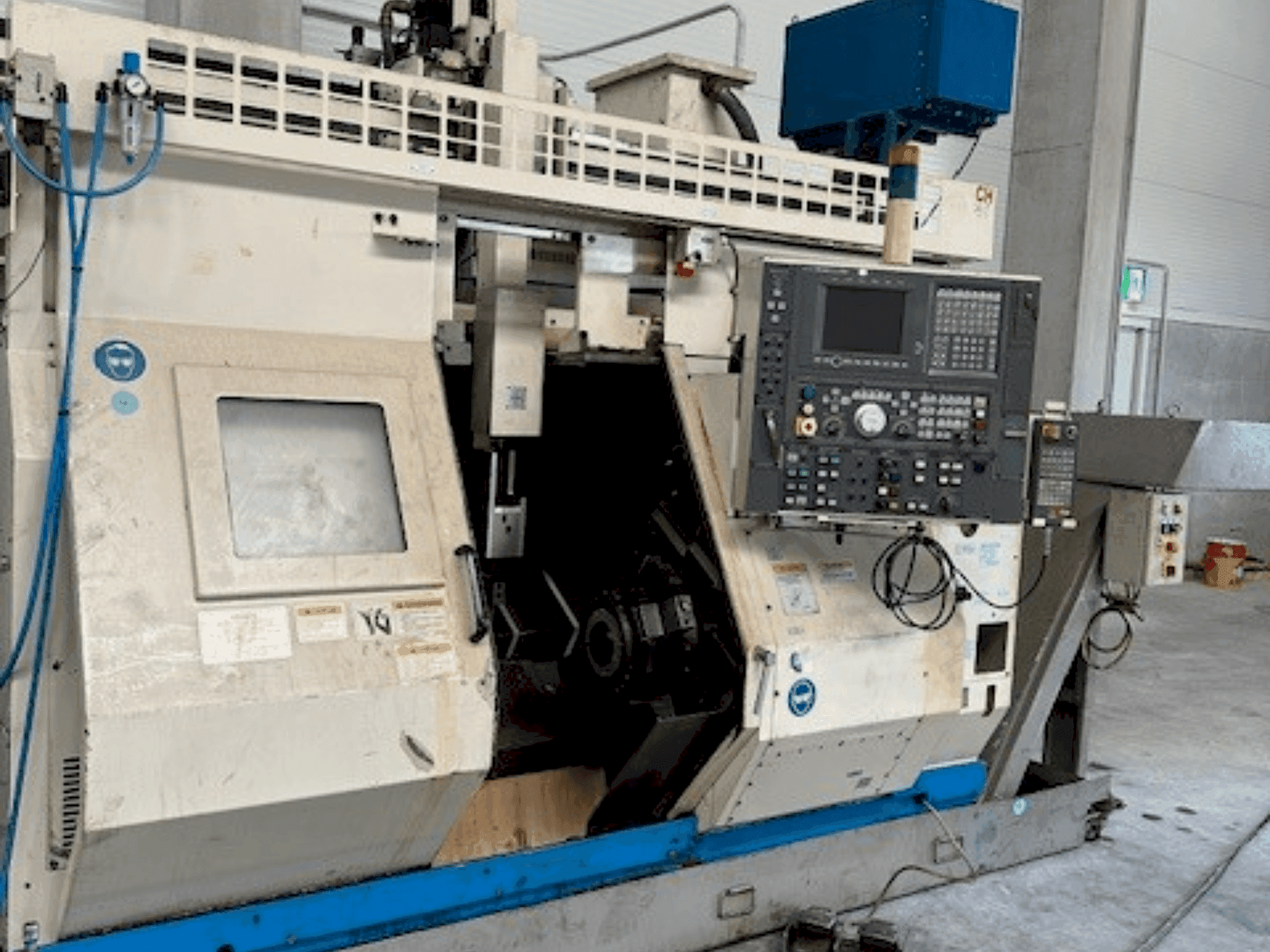 Front view of Okuma LT10  machine