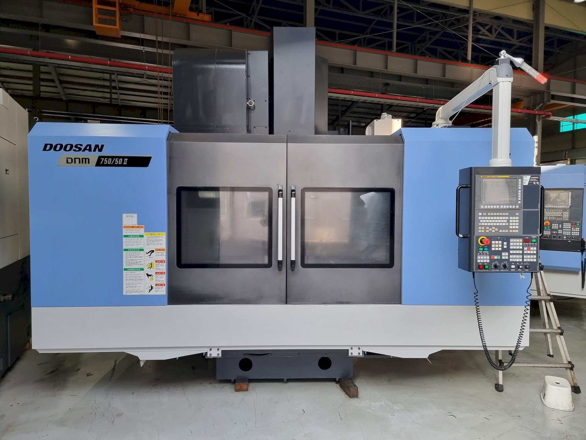 Front view of Doosan DNM750/50 II  machine