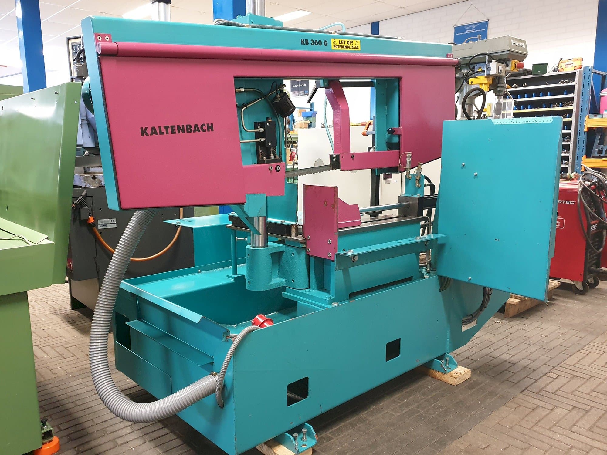 Left view of KALTENBACH KB 360 G Machine