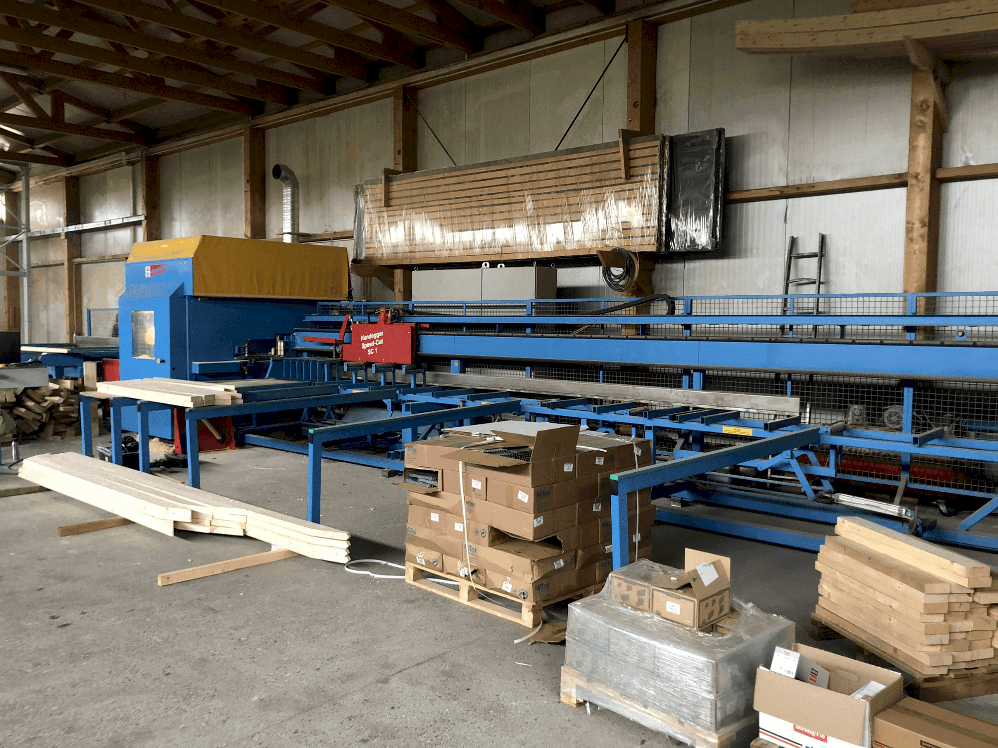 Front view of HUNDEGGER Speed-Cut SC1  machine