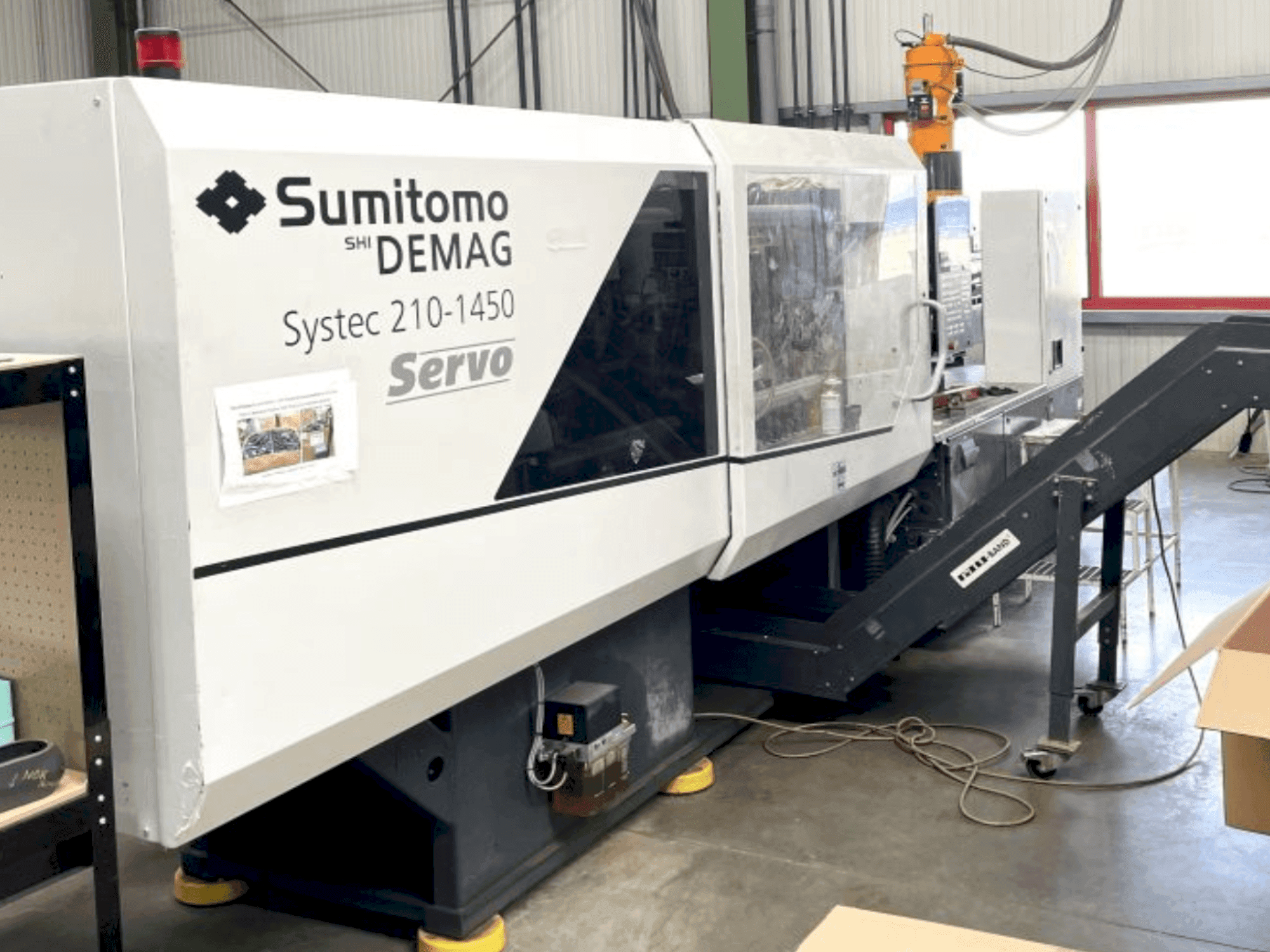 Front view of DEMAG System 210-1450  machine