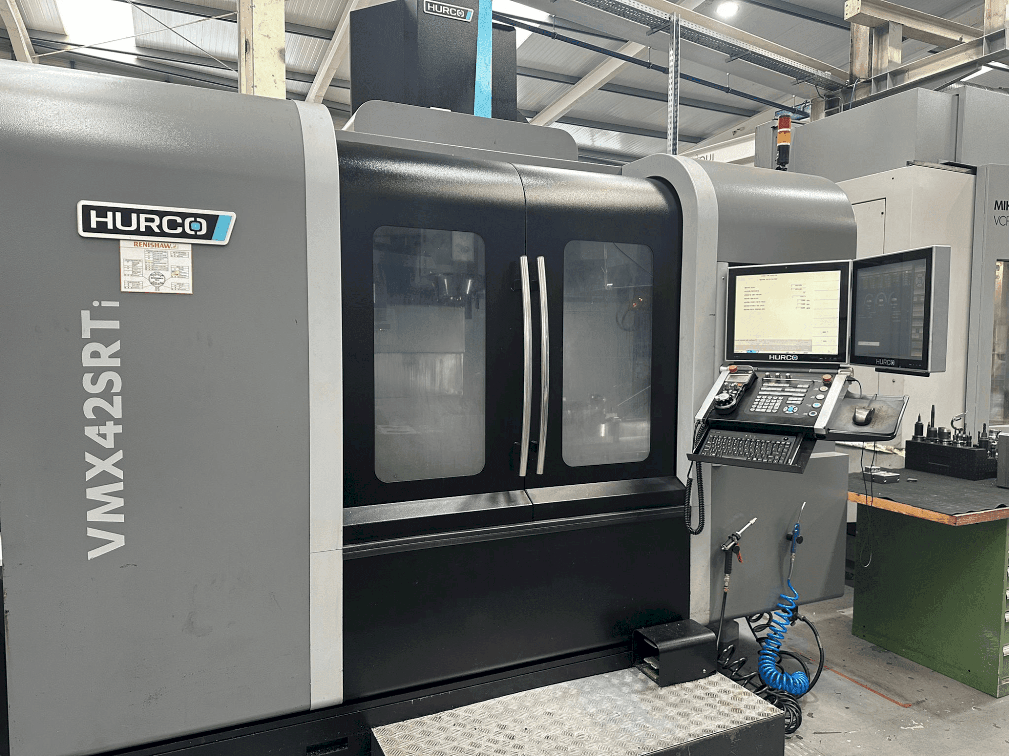 Front view of Hurco VMX 42 SRTi  machine