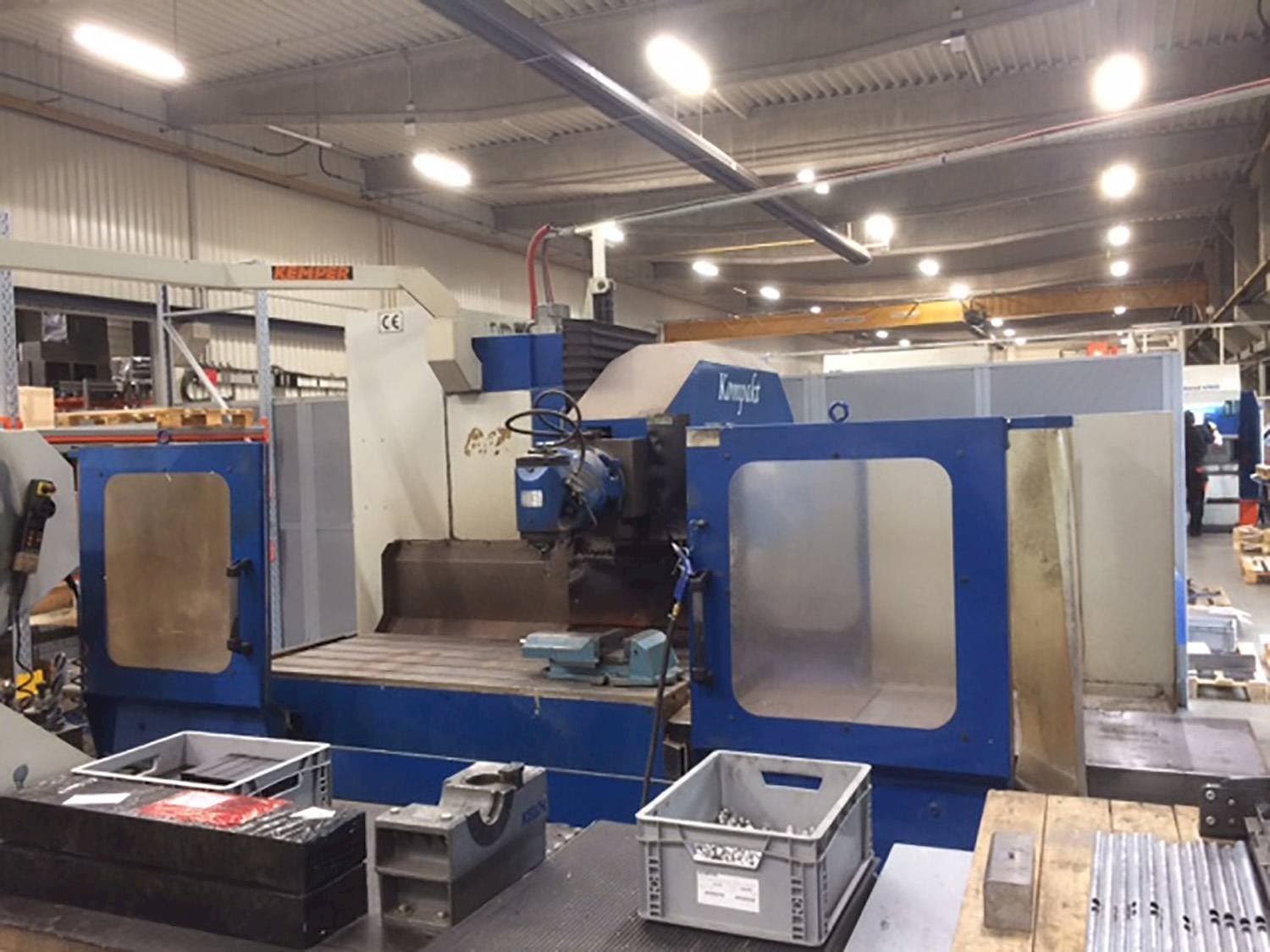 Front view of MTE Kompakt  machine