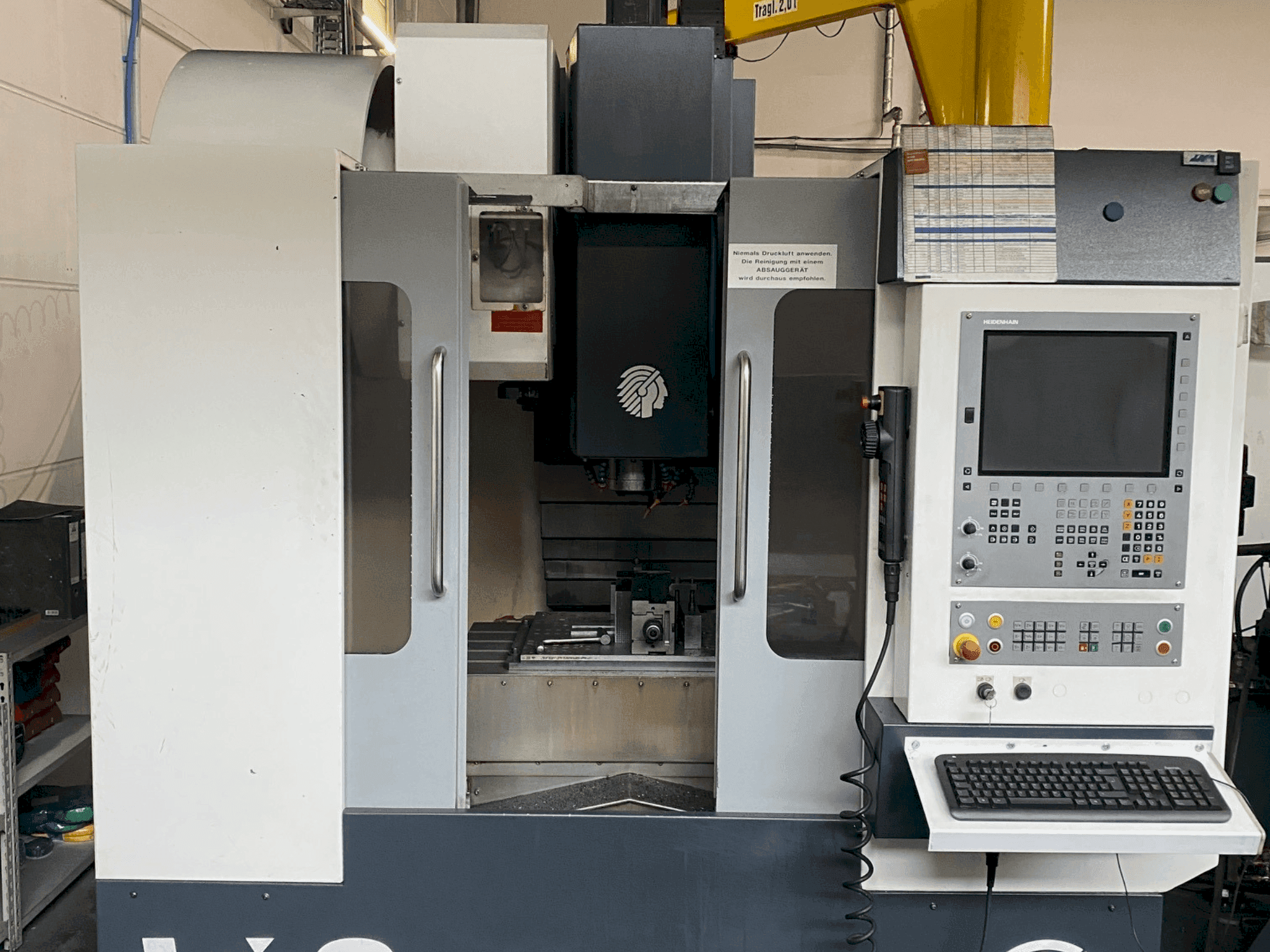 Front view of Huron VX8  machine