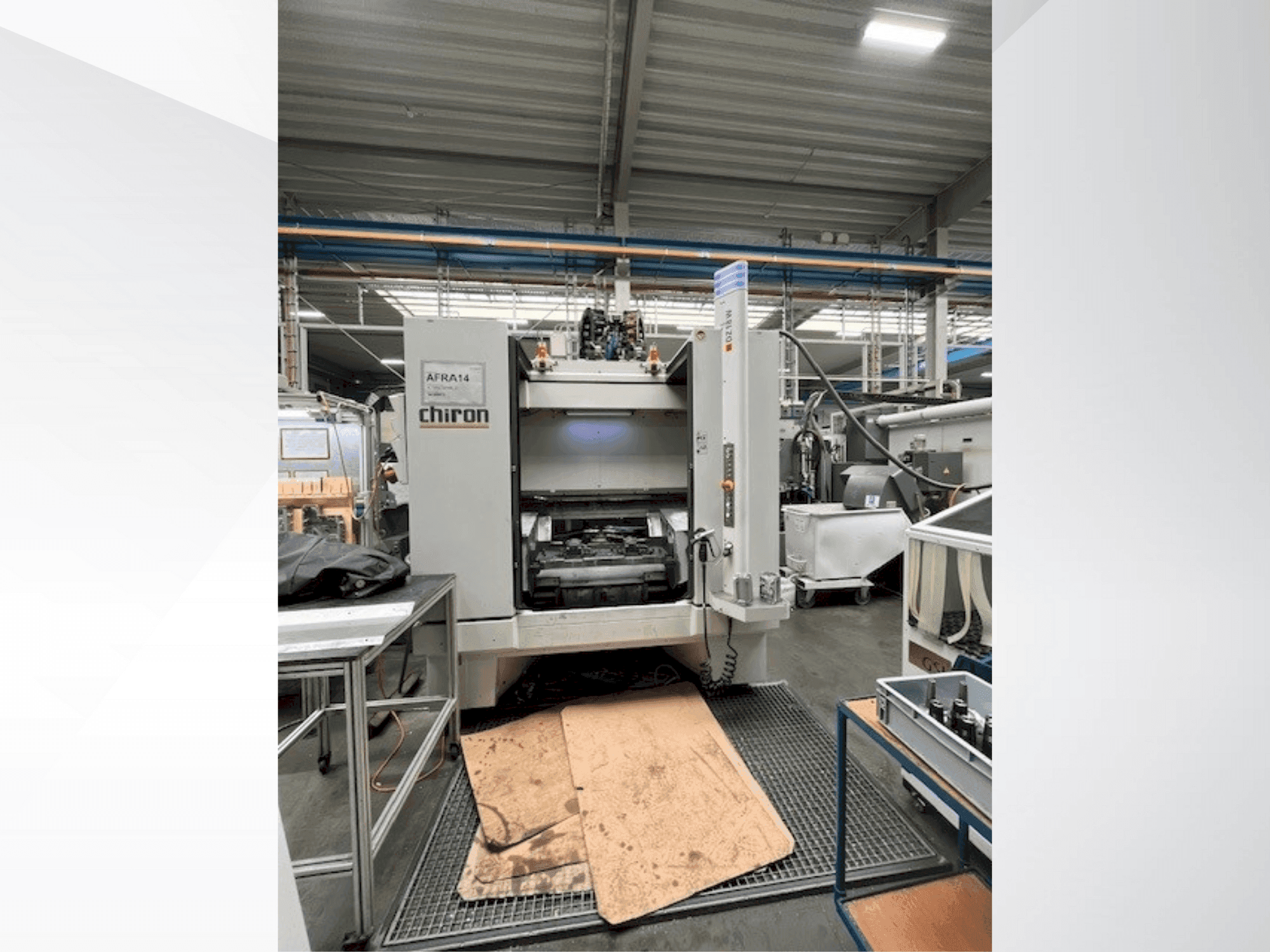 Front view of CHIRON DZ 18 W  machine