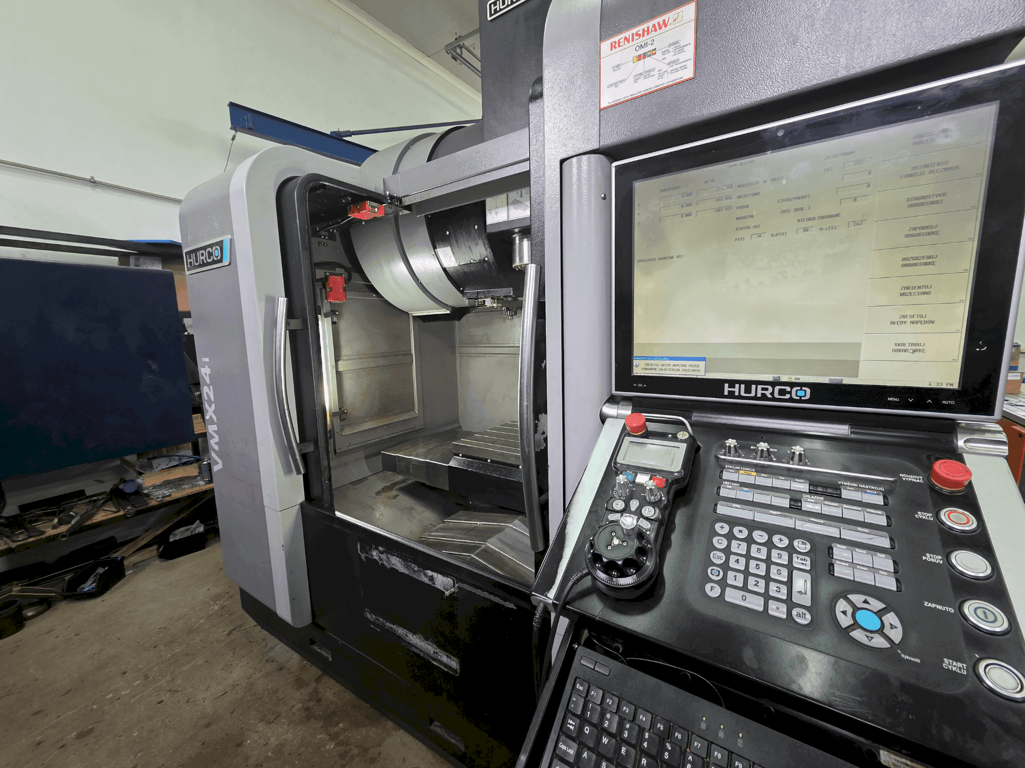 Front view of Hurco VMX 24i  machine