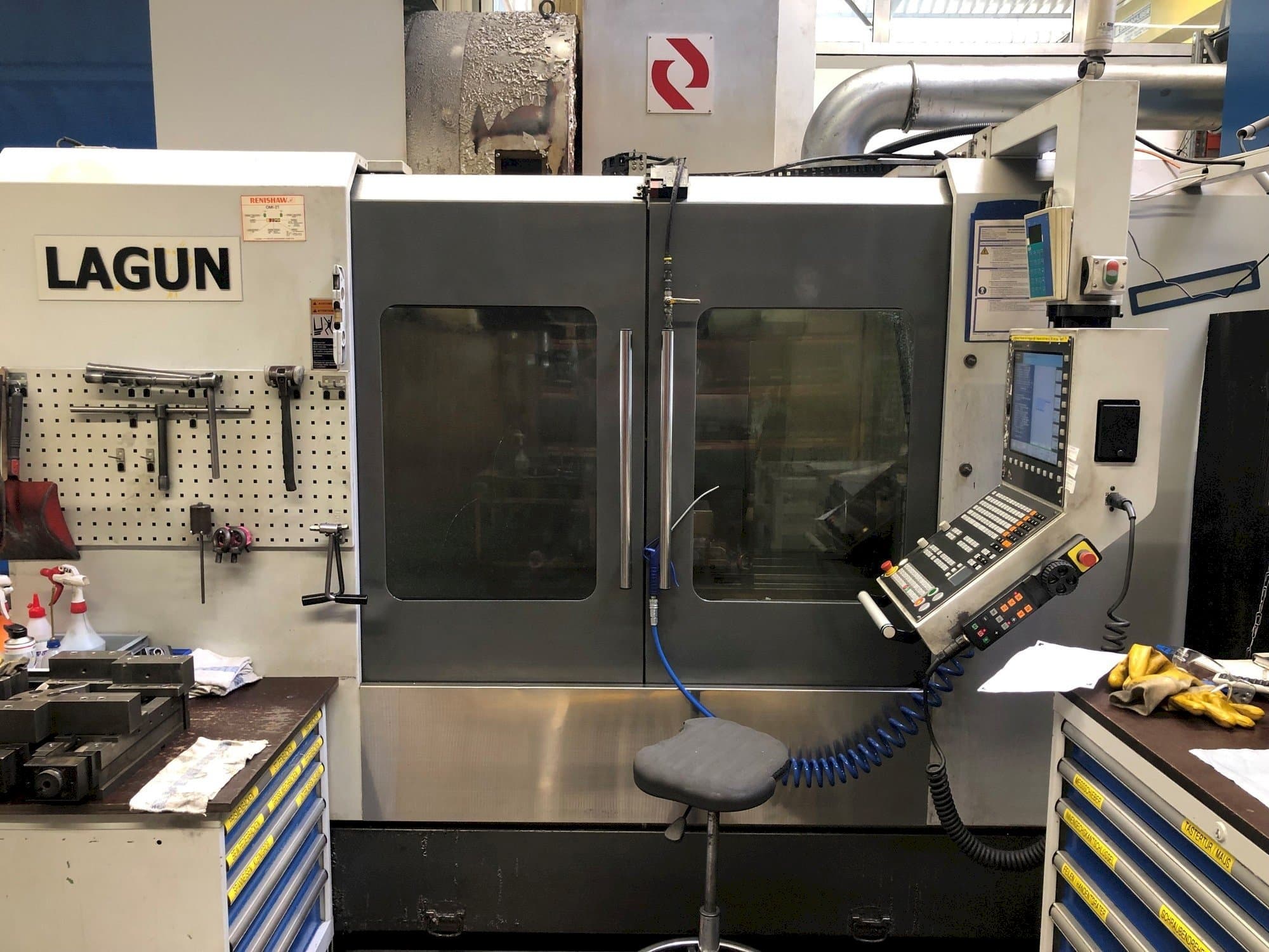 Front view of LAGUN L1400  machine