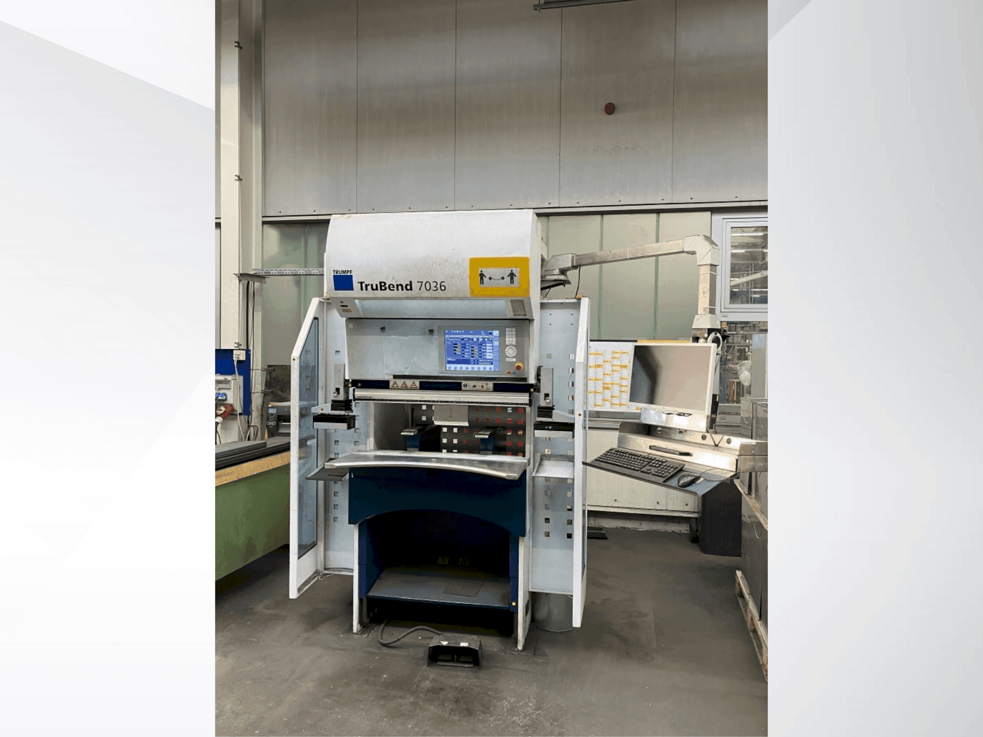 Front view of TRUMPF TruBend 7036  machine