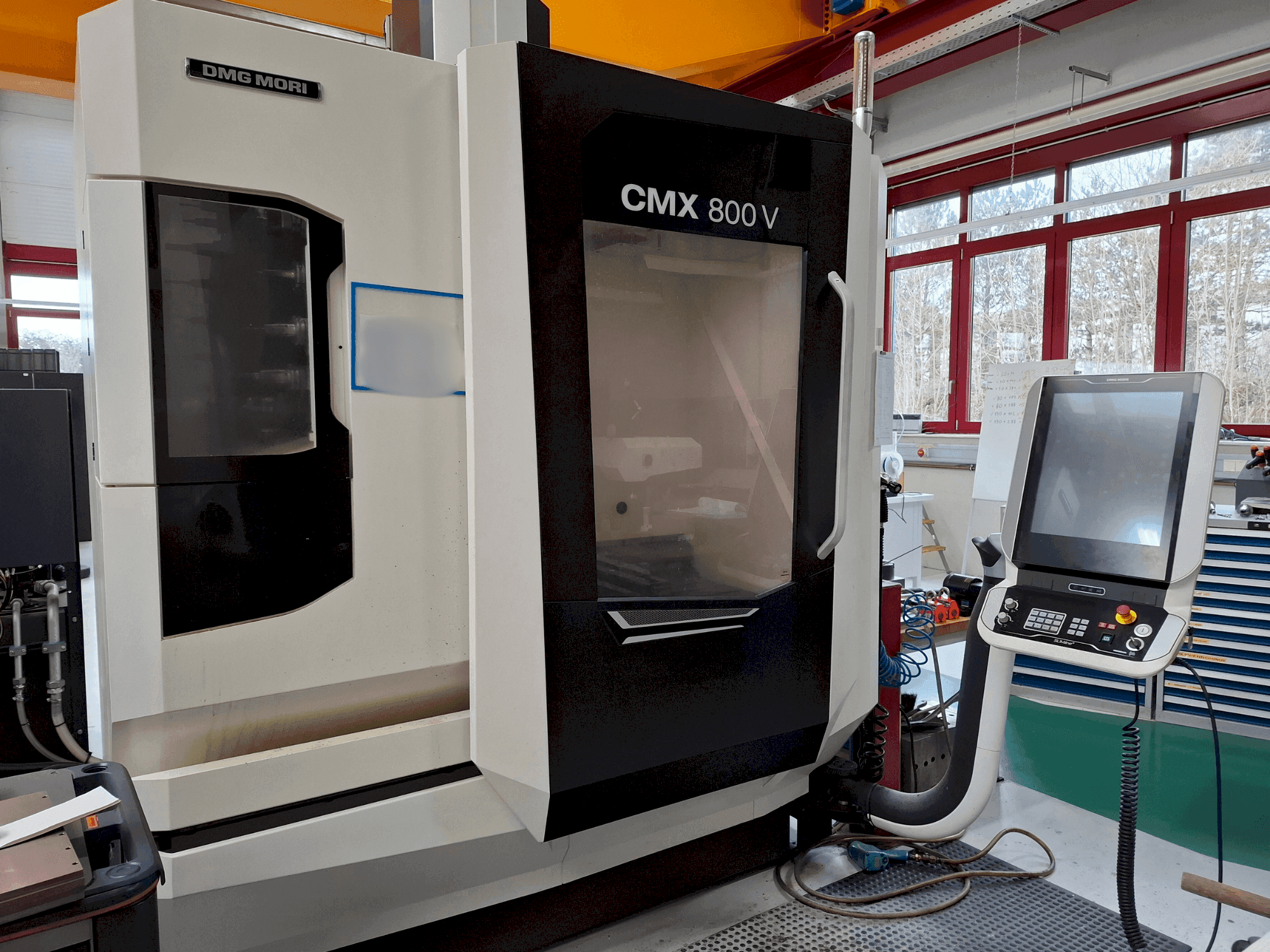 Front view of DMG MORI CMX 800V  machine