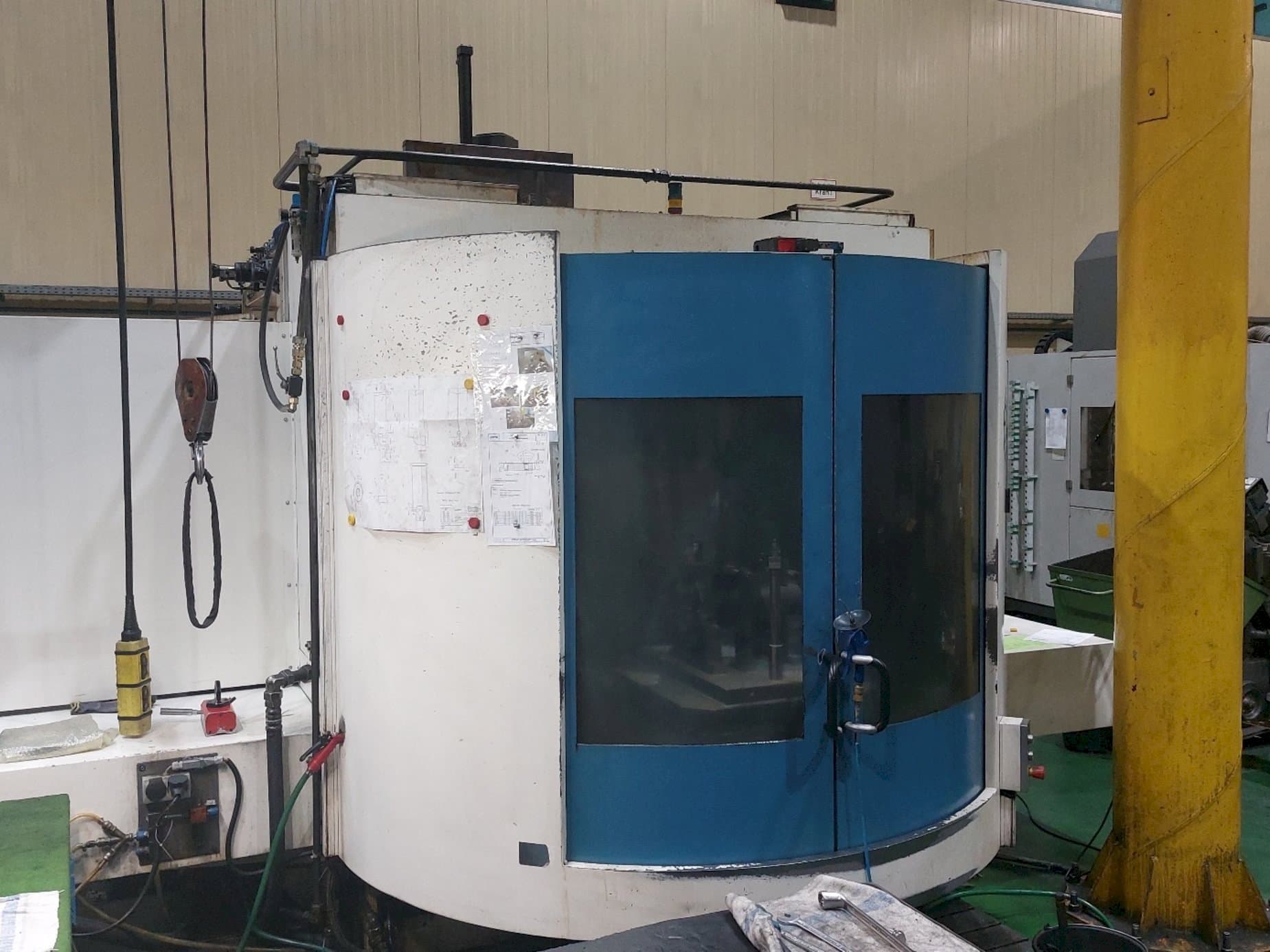 Front view of Heckert CWK630  machine