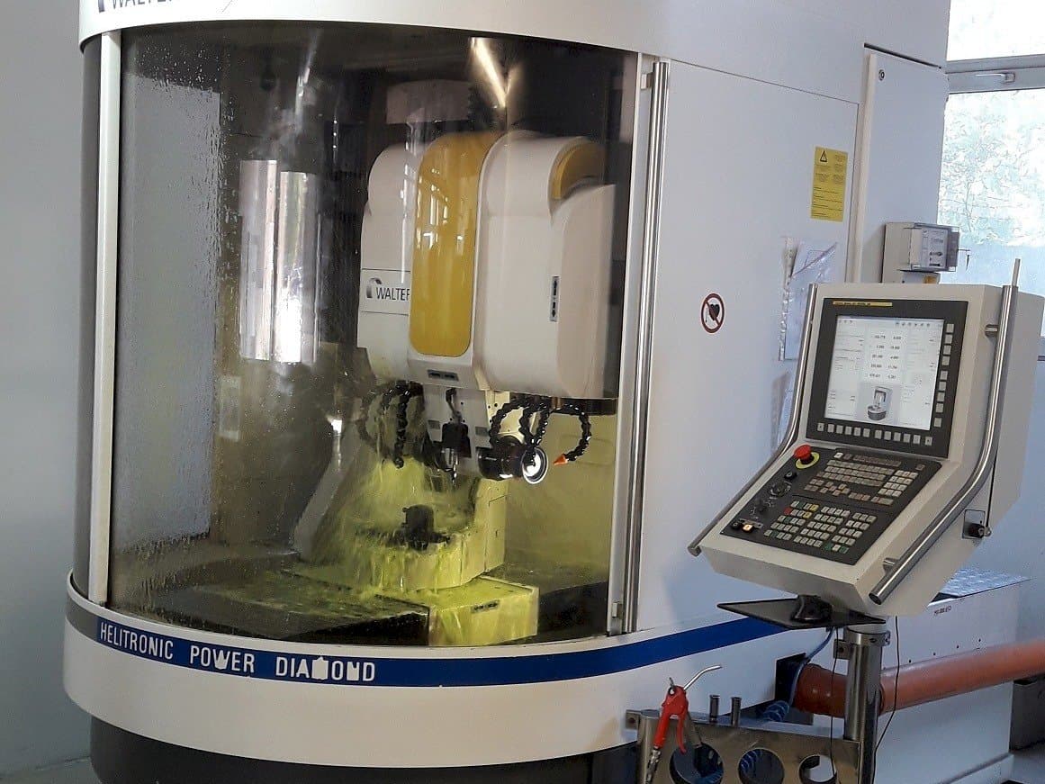 Front view of Walter Helitronic Power F  machine