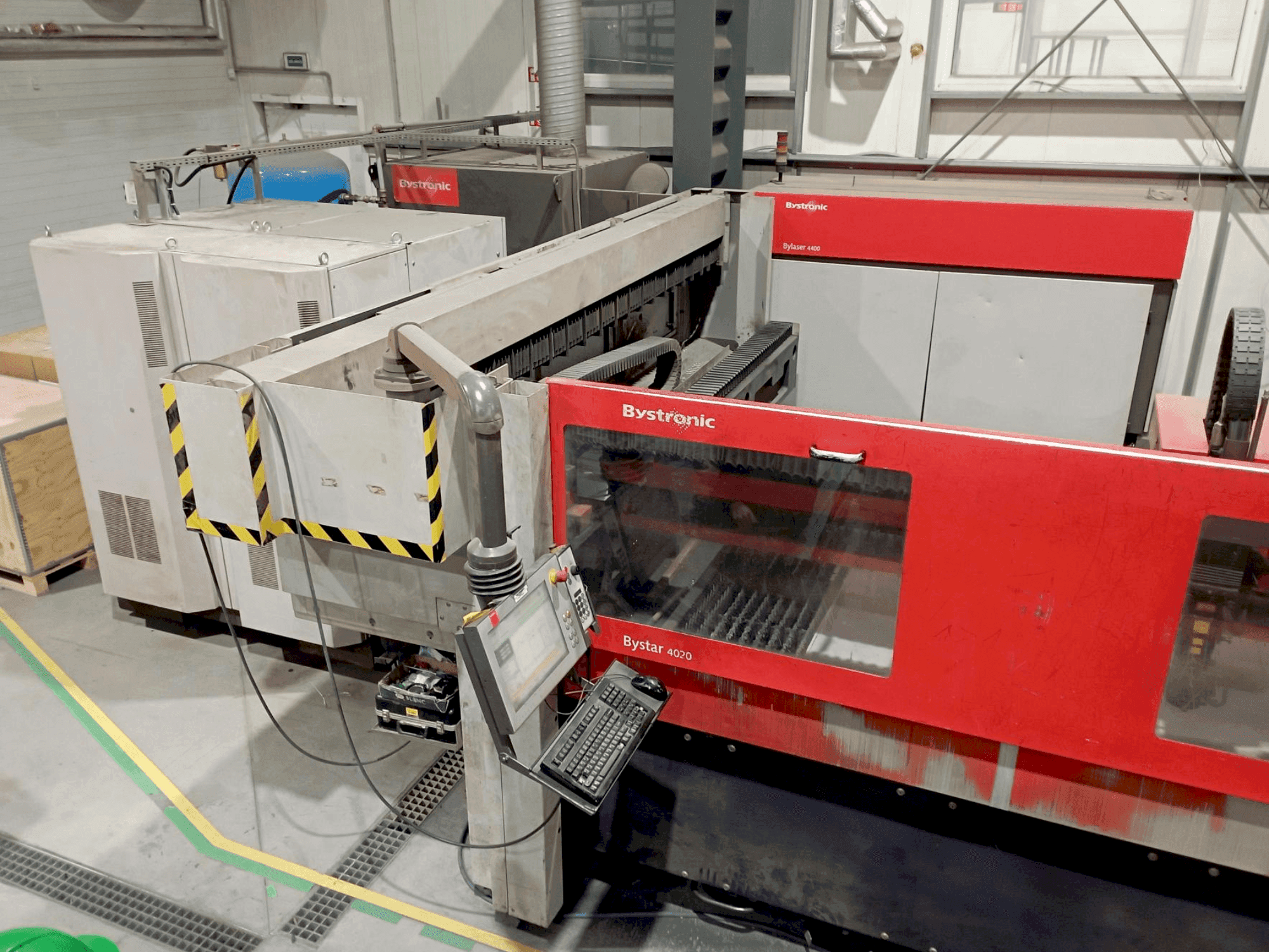 Front view of Bystronic ByStar 4020 with ByLaser 4400  machine