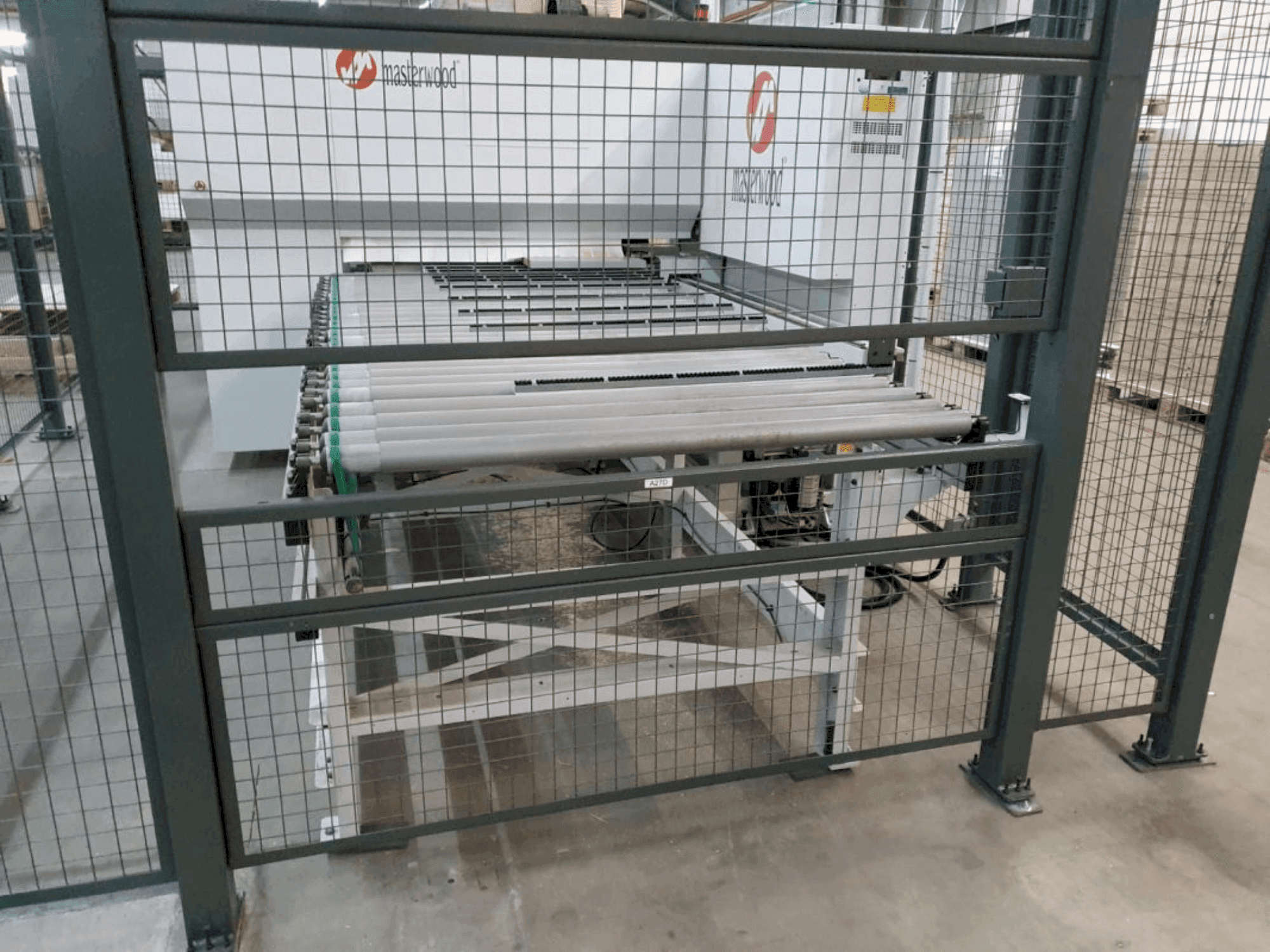 Front view of MASTERWOOD MASTERDRILL TF 600 SA  machine