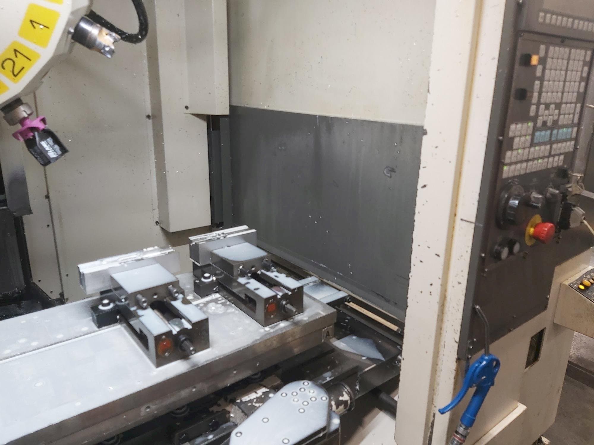 Front view of FANUC Robodrill Alpha T21iE  machine